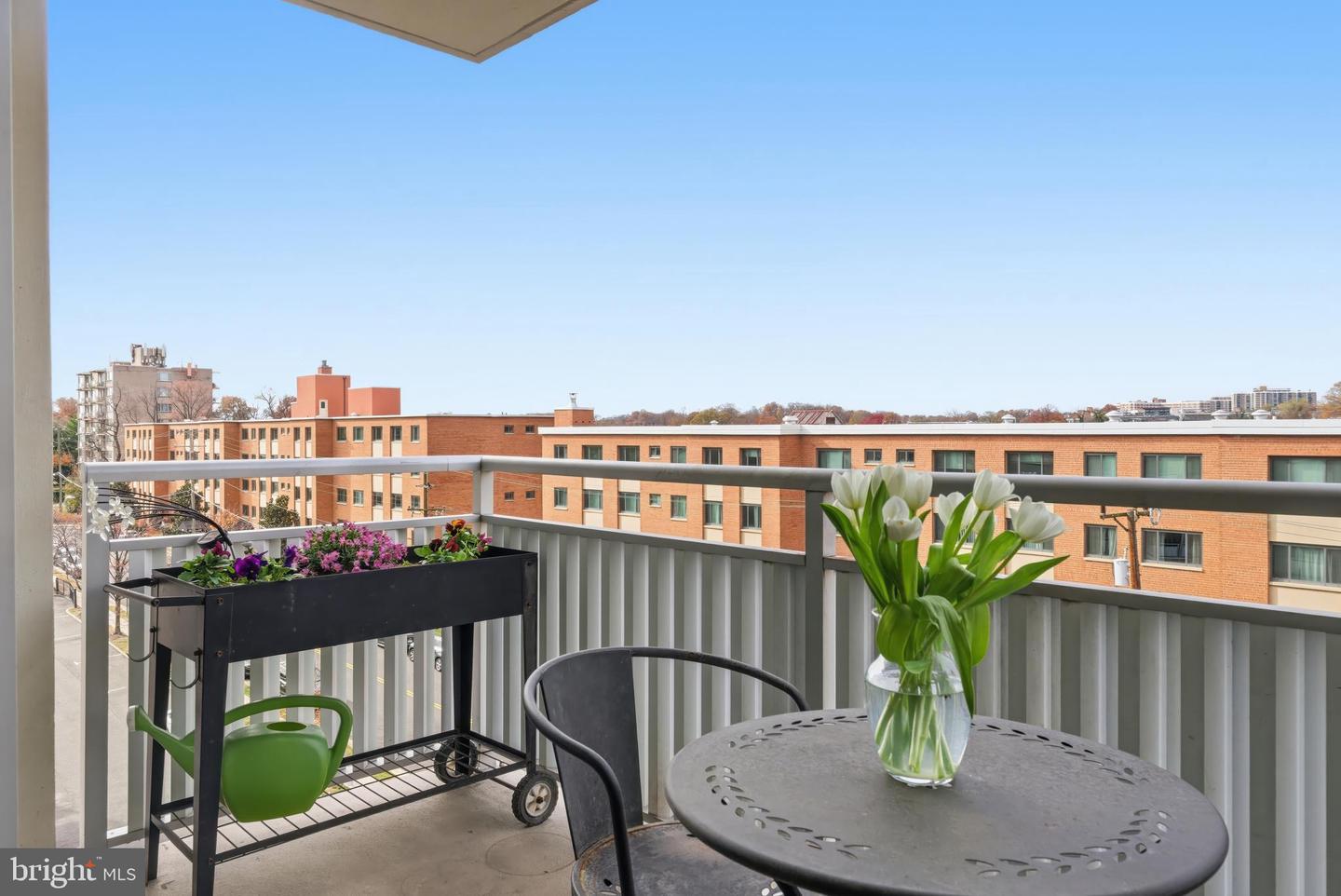 1301 S ARLINGTON RIDGE RD #610, ARLINGTON, Virginia 22202, 1 Bedroom Bedrooms, ,1 BathroomBathrooms,Residential,For sale,1301 S ARLINGTON RIDGE RD #610,VAAR2066210 MLS # VAAR2066210 1301 S ARLINGTON RIDGE RD #610, ARLINGTON, Virginia 22202, 1 Bedroom Bedrooms, ,1 BathroomBathrooms,Residential,For sale,1301 S ARLINGTON RIDGE RD #610,VAAR2066210 MLS # VAAR2066210