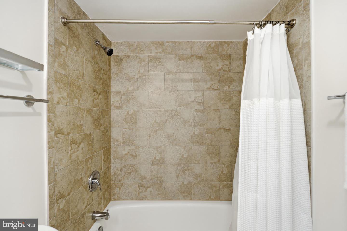 1301 S ARLINGTON RIDGE RD #610, ARLINGTON, Virginia 22202, 1 Bedroom Bedrooms, ,1 BathroomBathrooms,Residential,For sale,1301 S ARLINGTON RIDGE RD #610,VAAR2066210 MLS # VAAR2066210 1301 S ARLINGTON RIDGE RD #610, ARLINGTON, Virginia 22202, 1 Bedroom Bedrooms, ,1 BathroomBathrooms,Residential,For sale,1301 S ARLINGTON RIDGE RD #610,VAAR2066210 MLS # VAAR2066210