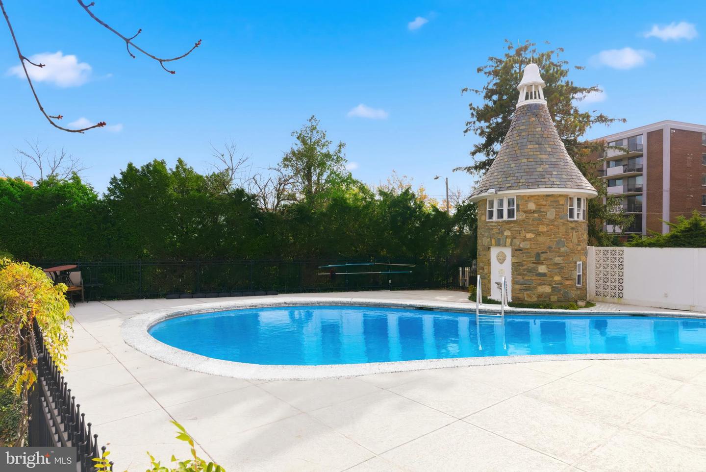 1301 S ARLINGTON RIDGE RD #610, ARLINGTON, Virginia 22202, 1 Bedroom Bedrooms, ,1 BathroomBathrooms,Residential,For sale,1301 S ARLINGTON RIDGE RD #610,VAAR2066210 MLS # VAAR2066210 1301 S ARLINGTON RIDGE RD #610, ARLINGTON, Virginia 22202, 1 Bedroom Bedrooms, ,1 BathroomBathrooms,Residential,For sale,1301 S ARLINGTON RIDGE RD #610,VAAR2066210 MLS # VAAR2066210