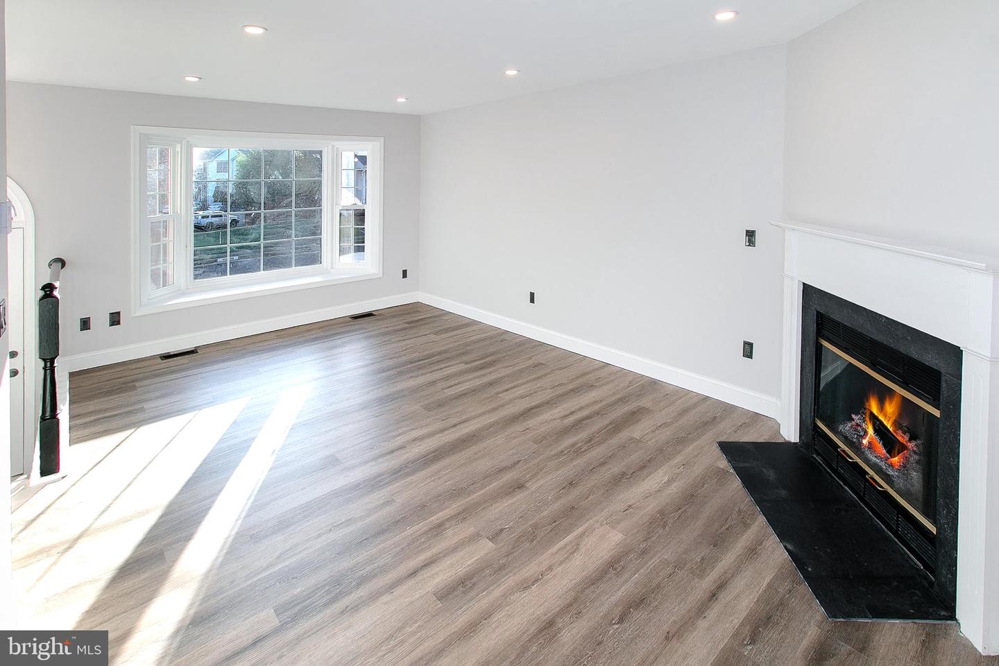 1279 BOND ST, HERNDON, Virginia 20170, 4 Bedrooms Bedrooms, ,3 BathroomsBathrooms,Residential,For sale,1279 BOND ST,VAFX2280016 MLS # VAFX2280016