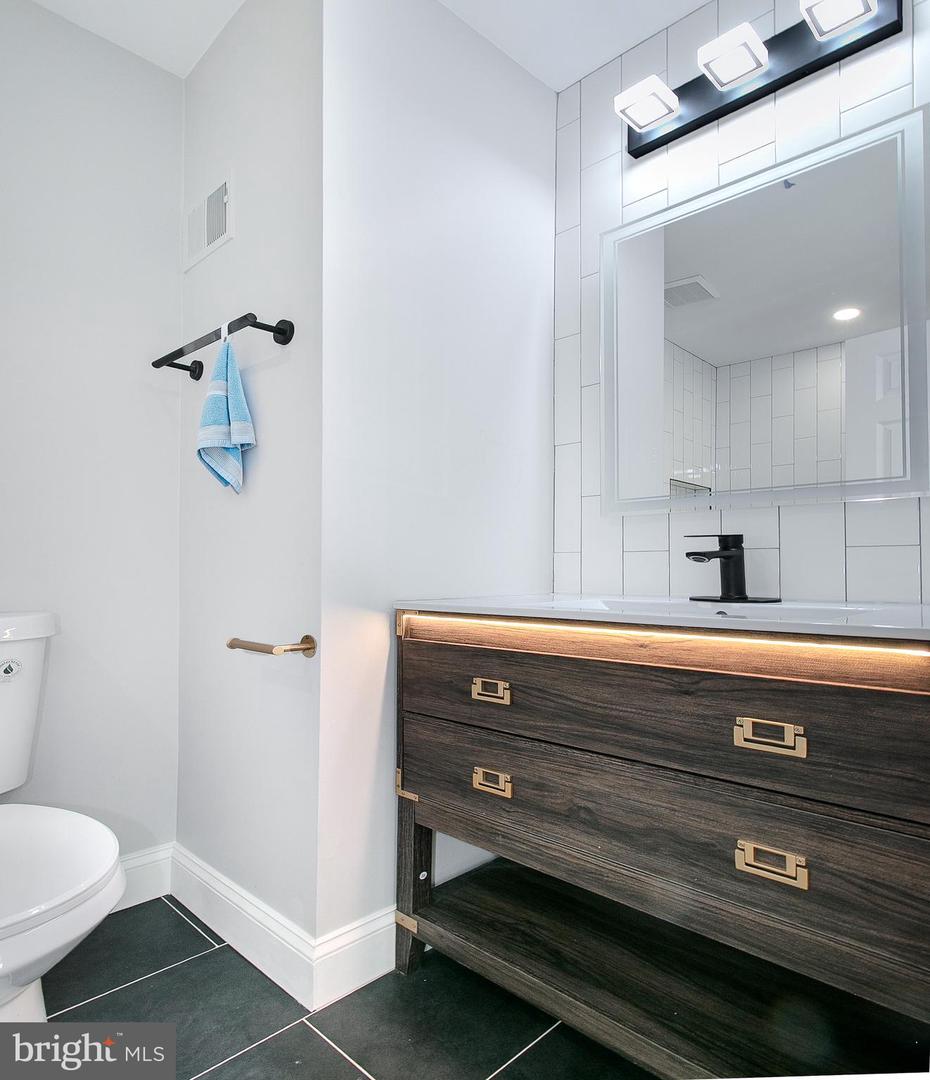 1279 BOND ST, HERNDON, Virginia 20170, 4 Bedrooms Bedrooms, ,3 BathroomsBathrooms,Residential,For sale,1279 BOND ST,VAFX2280016 MLS # VAFX2280016