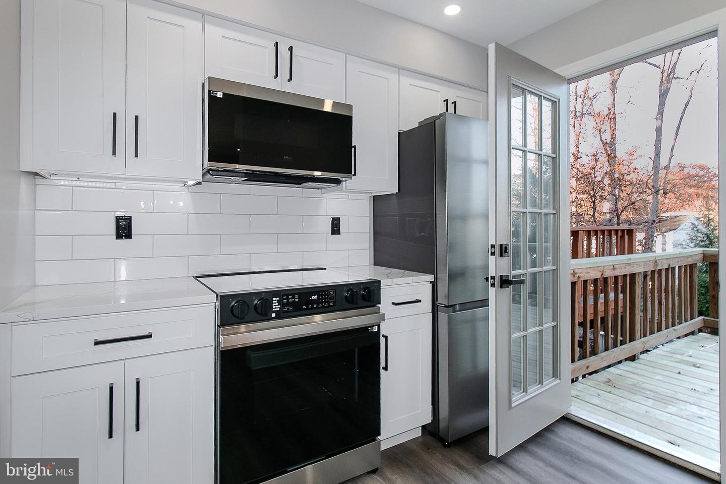 1279 BOND ST, HERNDON, Virginia 20170, 4 Bedrooms Bedrooms, ,3 BathroomsBathrooms,Residential,For sale,1279 BOND ST,VAFX2280016 MLS # VAFX2280016