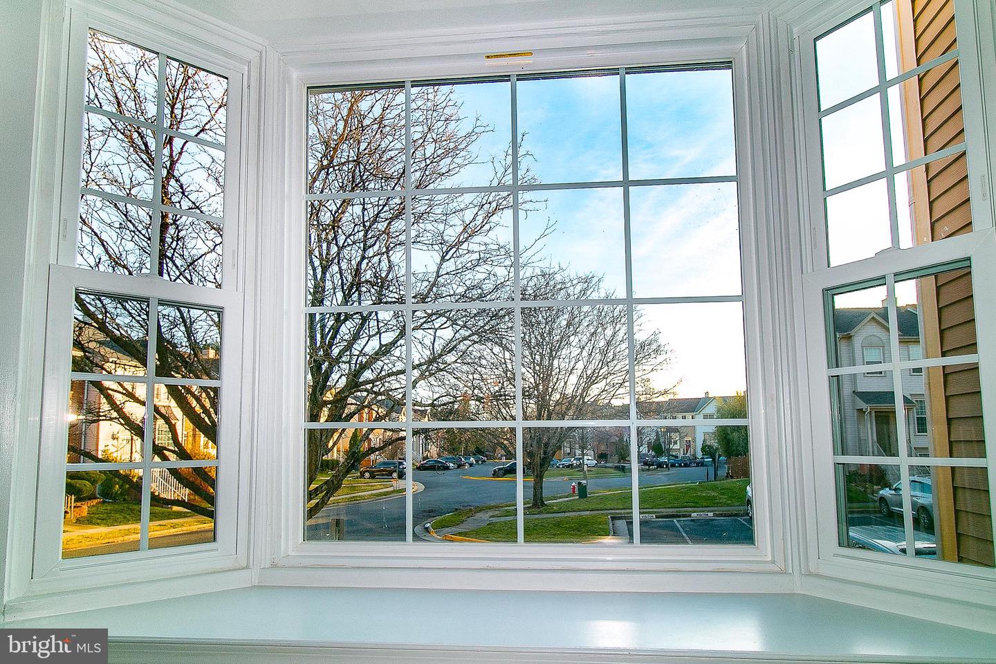 1279 BOND ST, HERNDON, Virginia 20170, 4 Bedrooms Bedrooms, ,3 BathroomsBathrooms,Residential,For sale,1279 BOND ST,VAFX2280016 MLS # VAFX2280016