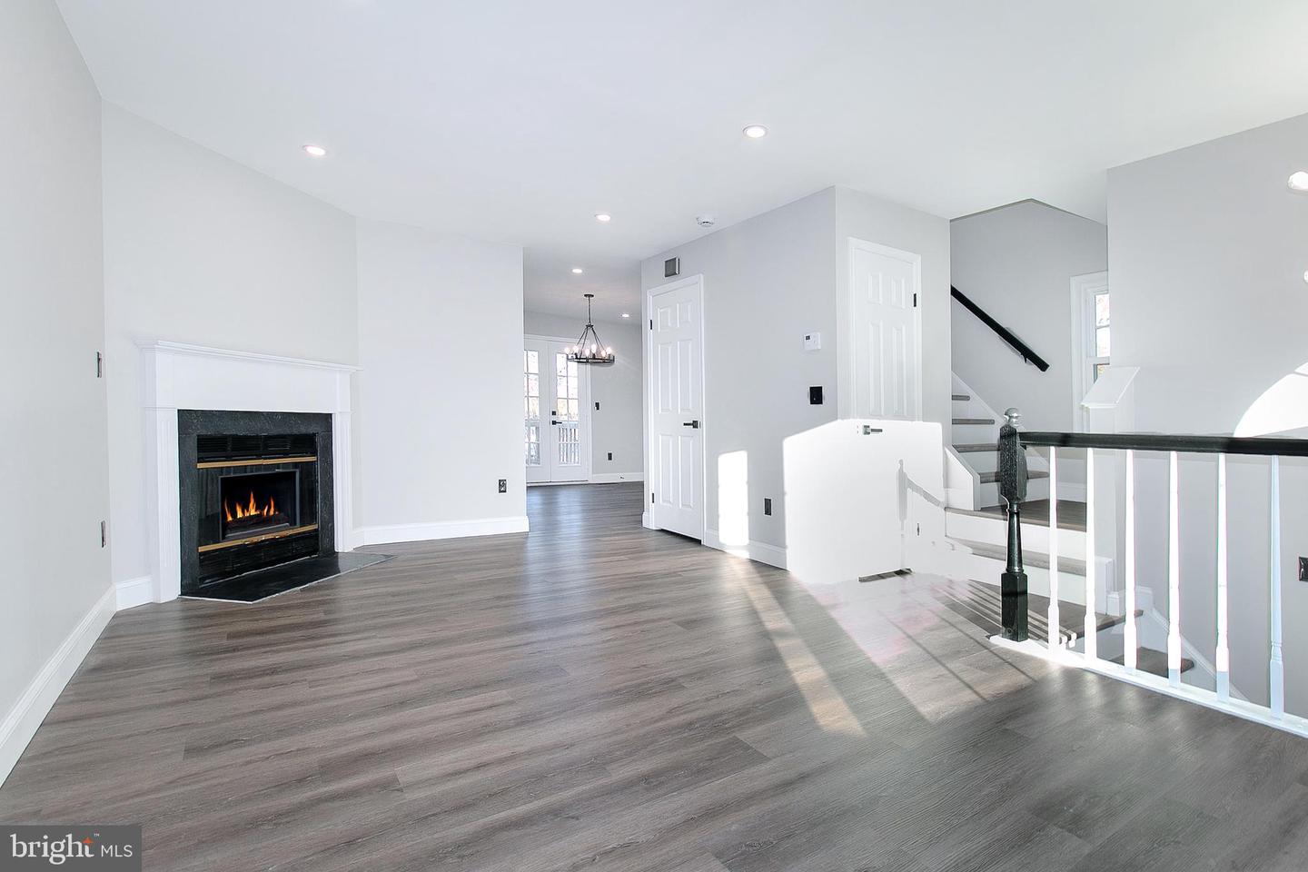 1279 BOND ST, HERNDON, Virginia 20170, 4 Bedrooms Bedrooms, ,3 BathroomsBathrooms,Residential,For sale,1279 BOND ST,VAFX2280016 MLS # VAFX2280016