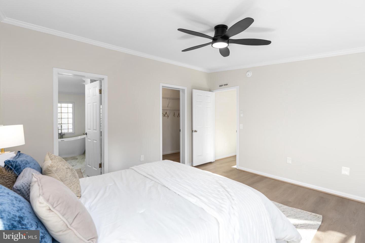 6430 14TH, ALEXANDRIA, Virginia 22307, 3 Bedrooms Bedrooms, 5 Rooms Rooms,2 BathroomsBathrooms,Residential,For sale,6430 14TH,VAFX2280144 MLS # VAFX2280144