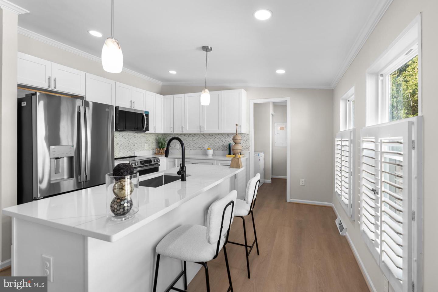 6430 14TH, ALEXANDRIA, Virginia 22307, 3 Bedrooms Bedrooms, 5 Rooms Rooms,2 BathroomsBathrooms,Residential,For sale,6430 14TH,VAFX2280144 MLS # VAFX2280144