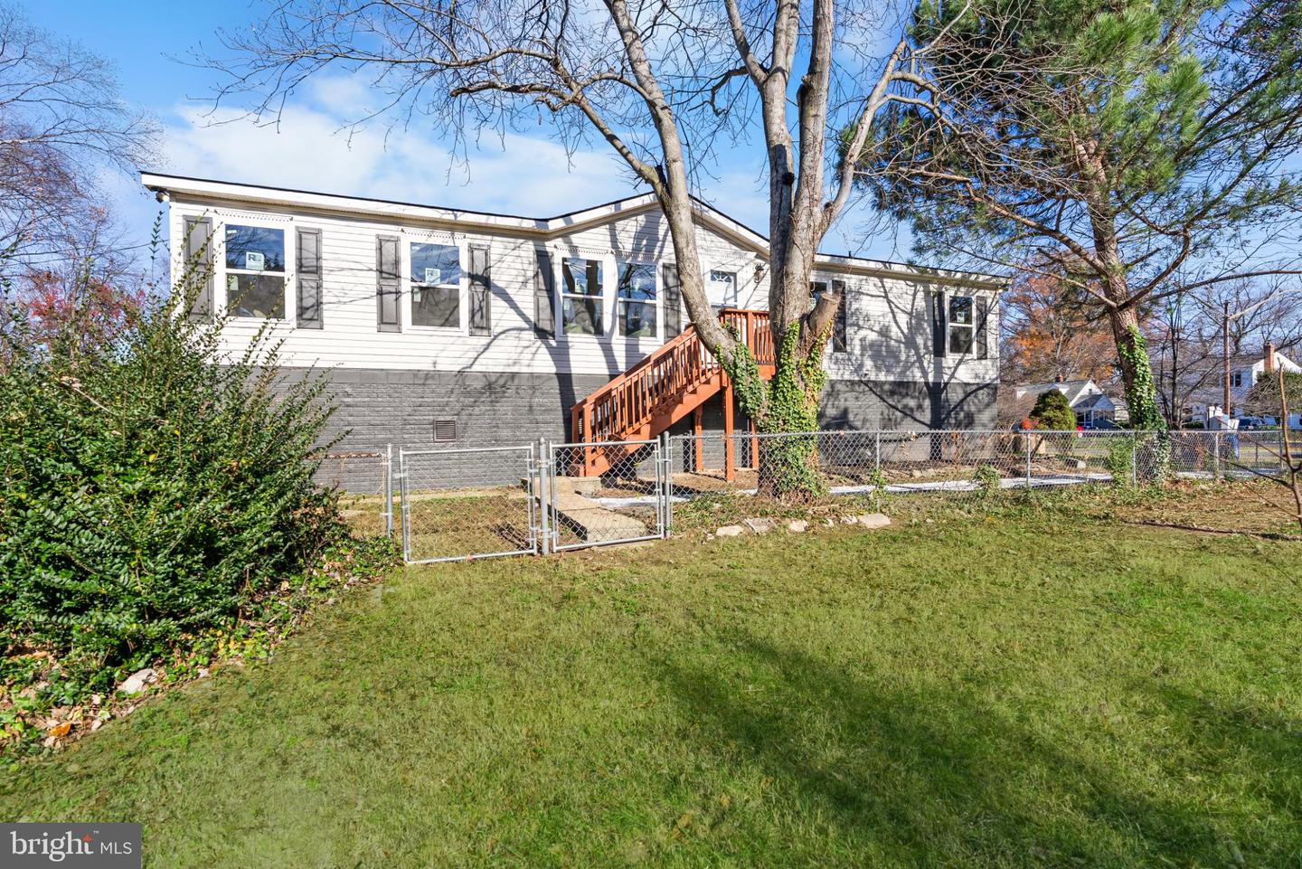 6430 14TH, ALEXANDRIA, Virginia 22307, 3 Bedrooms Bedrooms, 5 Rooms Rooms,2 BathroomsBathrooms,Residential,For sale,6430 14TH,VAFX2280144 MLS # VAFX2280144