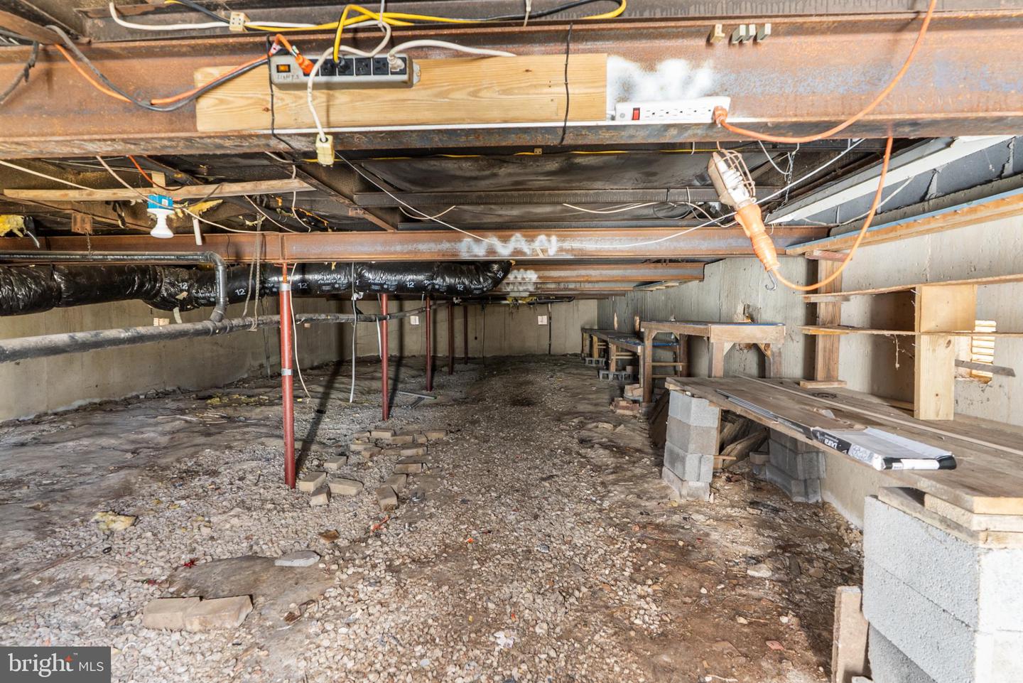 6430 14TH, ALEXANDRIA, Virginia 22307, 3 Bedrooms Bedrooms, 5 Rooms Rooms,2 BathroomsBathrooms,Residential,For sale,6430 14TH,VAFX2280144 MLS # VAFX2280144