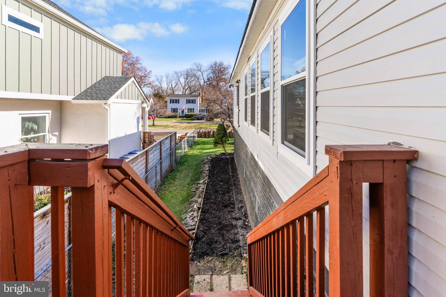 6430 14TH, ALEXANDRIA, Virginia 22307, 3 Bedrooms Bedrooms, 5 Rooms Rooms,2 BathroomsBathrooms,Residential,For sale,6430 14TH,VAFX2280144 MLS # VAFX2280144