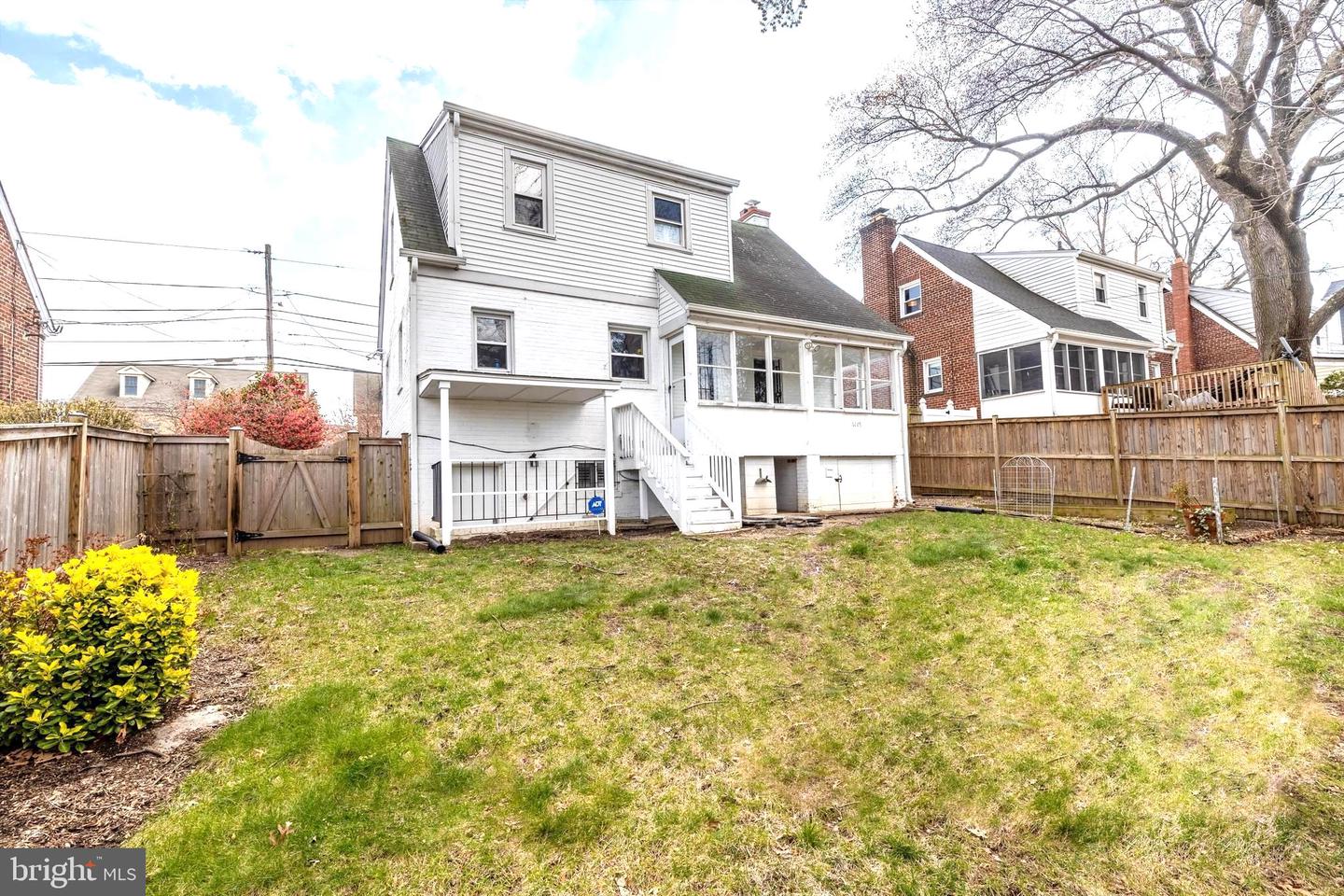 6118 SLIGO MILL RD NE, WASHINGTON, District Of Columbia 20011, 3 Bedrooms Bedrooms, ,2 BathroomsBathrooms,Residential,For sale,6118 SLIGO MILL RD NE,DCDC2232776 MLS # DCDC2232776 6118 SLIGO MILL RD NE, WASHINGTON, District Of Columbia 20011, 3 Bedrooms Bedrooms, ,2 BathroomsBathrooms,Residential,For sale,6118 SLIGO MILL RD NE,DCDC2232776 MLS # DCDC2232776