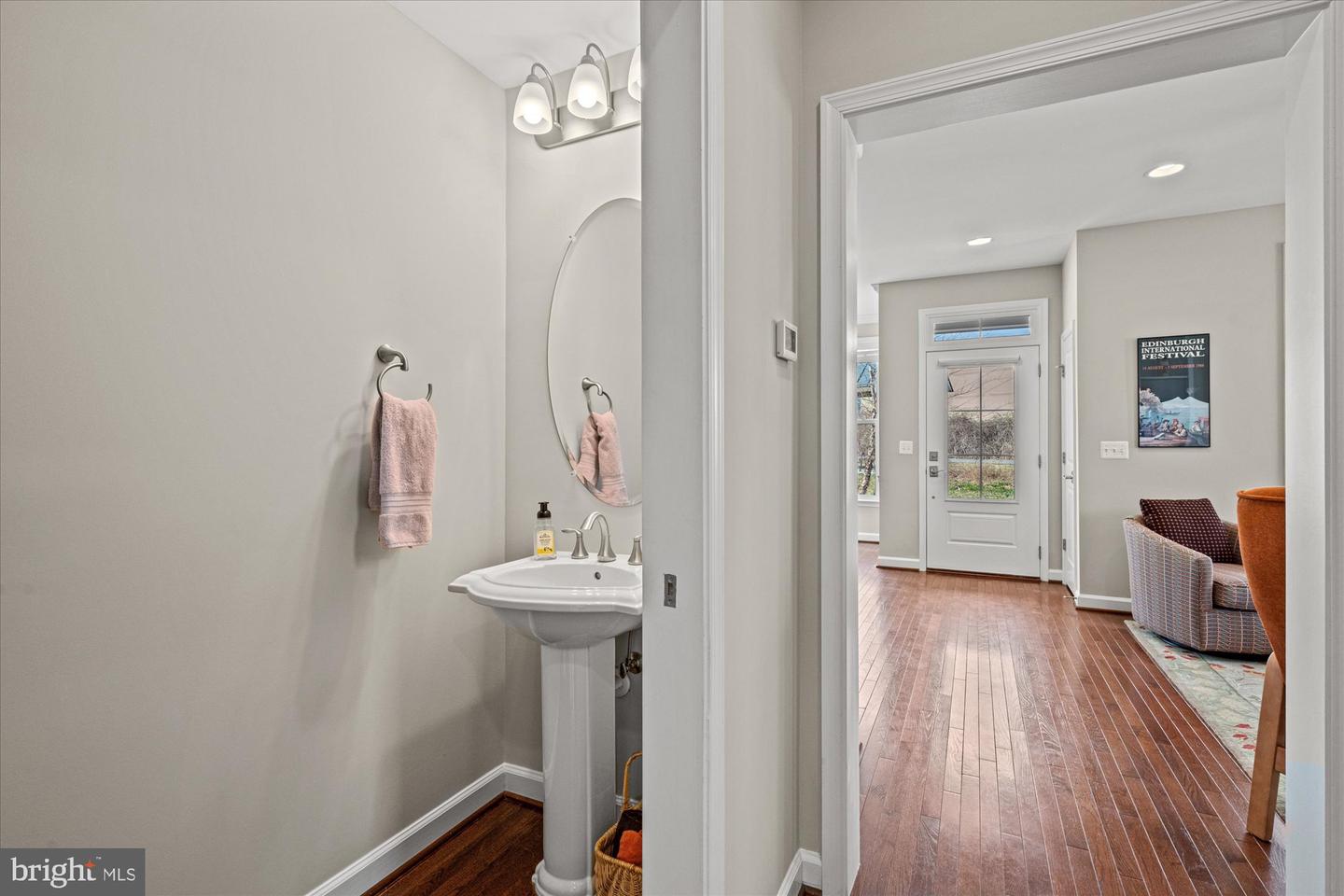 1022 RAILROAD AVE #4, FALLS CHURCH, Virginia 22046, 2 Bedrooms Bedrooms, ,2 BathroomsBathrooms,Residential,For sale,1022 RAILROAD AVE #4,VAFA2003466 MLS # VAFA2003466 1022 RAILROAD AVE #4, FALLS CHURCH, Virginia 22046, 2 Bedrooms Bedrooms, ,2 BathroomsBathrooms,Residential,For sale,1022 RAILROAD AVE #4,VAFA2003466 MLS # VAFA2003466