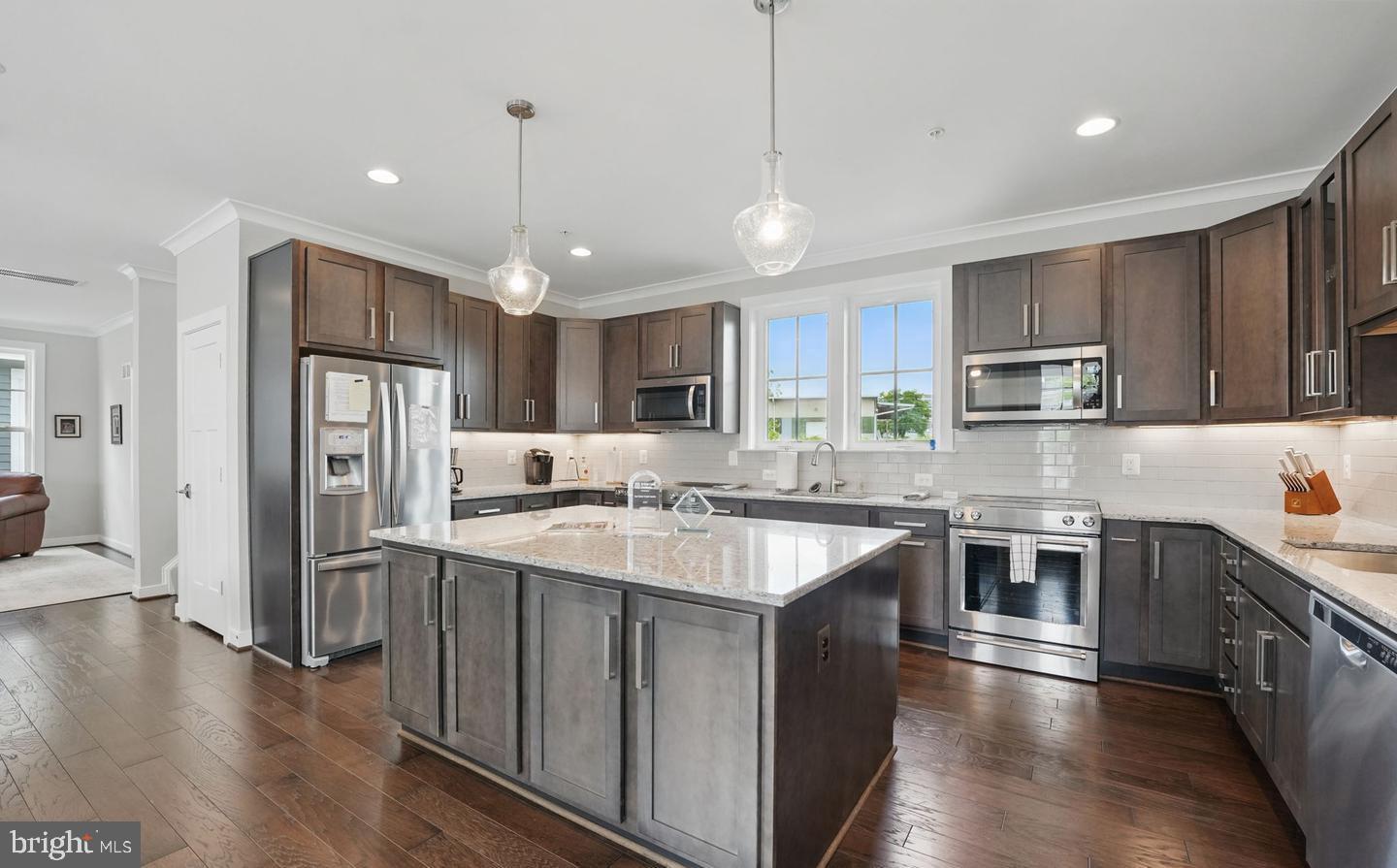 1022 RAILROAD AVE #4, FALLS CHURCH, Virginia 22046, 2 Bedrooms Bedrooms, ,2 BathroomsBathrooms,Residential,For sale,1022 RAILROAD AVE #4,VAFA2003466 MLS # VAFA2003466 1022 RAILROAD AVE #4, FALLS CHURCH, Virginia 22046, 2 Bedrooms Bedrooms, ,2 BathroomsBathrooms,Residential,For sale,1022 RAILROAD AVE #4,VAFA2003466 MLS # VAFA2003466