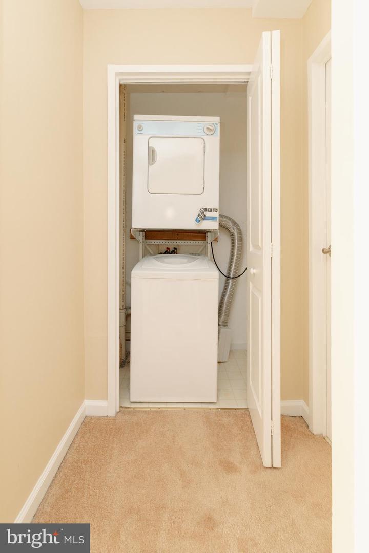 10570 MAIN ST #424, FAIRFAX, Virginia 22030, 2 Bedrooms Bedrooms, ,1 BathroomBathrooms,Residential,For sale,10570 MAIN ST #424,VAFC2007524 MLS # VAFC2007524 10570 MAIN ST #424, FAIRFAX, Virginia 22030, 2 Bedrooms Bedrooms, ,1 BathroomBathrooms,Residential,For sale,10570 MAIN ST #424,VAFC2007524 MLS # VAFC2007524