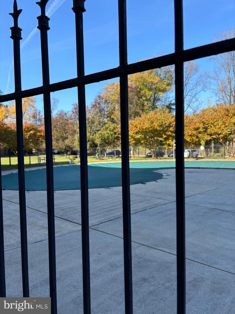 10570 MAIN ST #424, FAIRFAX, Virginia 22030, 2 Bedrooms Bedrooms, ,1 BathroomBathrooms,Residential,For sale,10570 MAIN ST #424,VAFC2007524 MLS # VAFC2007524 10570 MAIN ST #424, FAIRFAX, Virginia 22030, 2 Bedrooms Bedrooms, ,1 BathroomBathrooms,Residential,For sale,10570 MAIN ST #424,VAFC2007524 MLS # VAFC2007524