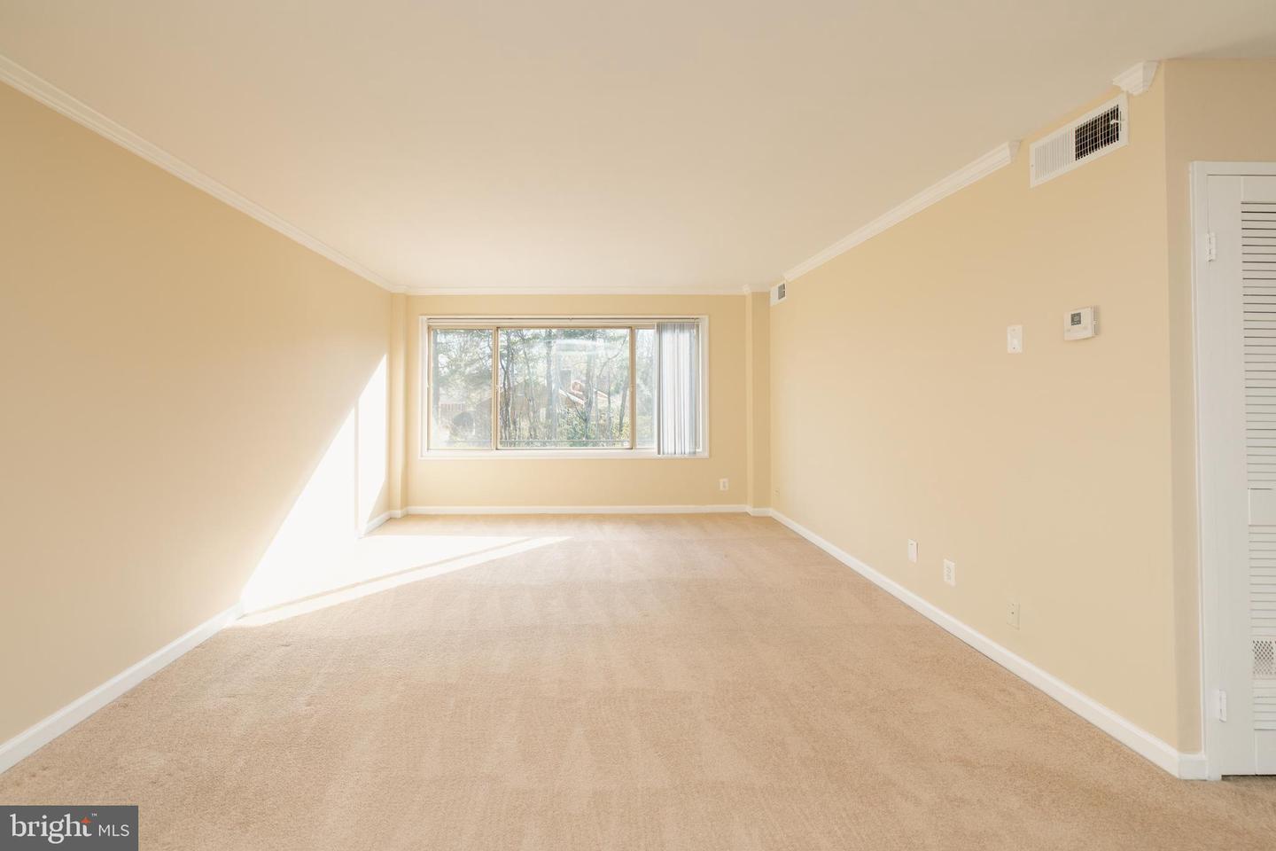 10570 MAIN ST #424, FAIRFAX, Virginia 22030, 2 Bedrooms Bedrooms, ,1 BathroomBathrooms,Residential,For sale,10570 MAIN ST #424,VAFC2007524 MLS # VAFC2007524 10570 MAIN ST #424, FAIRFAX, Virginia 22030, 2 Bedrooms Bedrooms, ,1 BathroomBathrooms,Residential,For sale,10570 MAIN ST #424,VAFC2007524 MLS # VAFC2007524