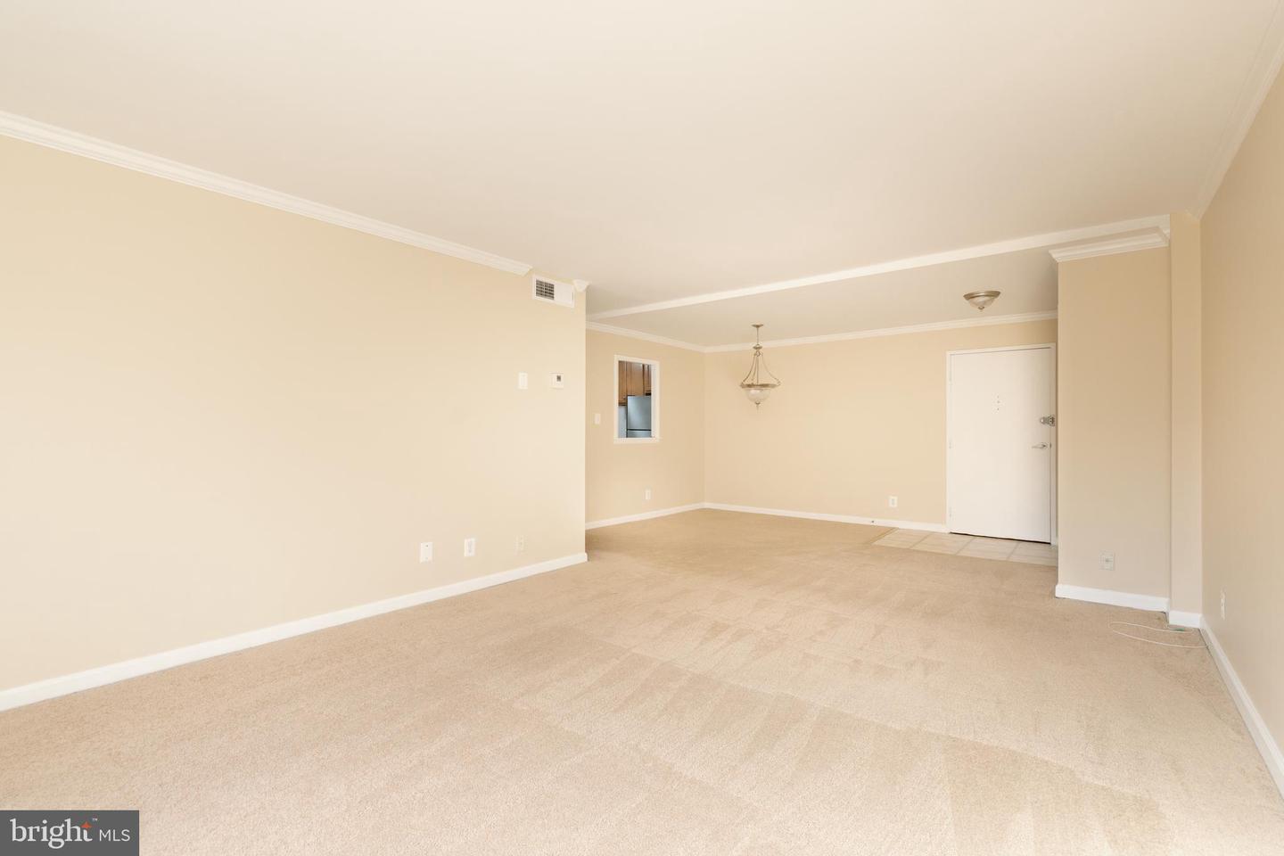 10570 MAIN ST #424, FAIRFAX, Virginia 22030, 2 Bedrooms Bedrooms, ,1 BathroomBathrooms,Residential,For sale,10570 MAIN ST #424,VAFC2007524 MLS # VAFC2007524 10570 MAIN ST #424, FAIRFAX, Virginia 22030, 2 Bedrooms Bedrooms, ,1 BathroomBathrooms,Residential,For sale,10570 MAIN ST #424,VAFC2007524 MLS # VAFC2007524