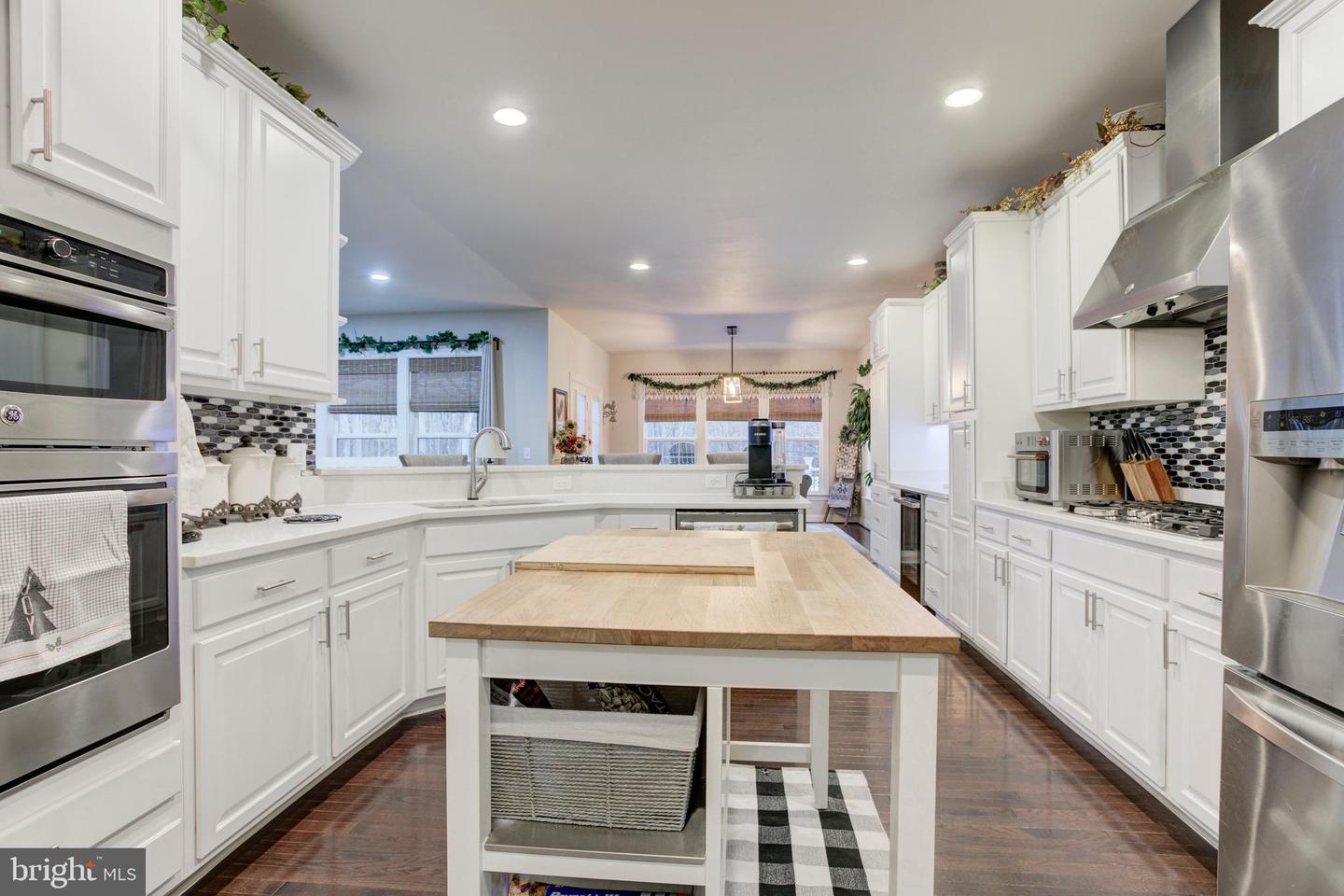 7960 CANOVA FOREST CT, MANASSAS, Virginia 20112, 5 Bedrooms Bedrooms, ,3 BathroomsBathrooms,Residential,For sale,7960 CANOVA FOREST CT,VAPW2108314 MLS # VAPW2108314 7960 CANOVA FOREST CT, MANASSAS, Virginia 20112, 5 Bedrooms Bedrooms, ,3 BathroomsBathrooms,Residential,For sale,7960 CANOVA FOREST CT,VAPW2108314 MLS # VAPW2108314