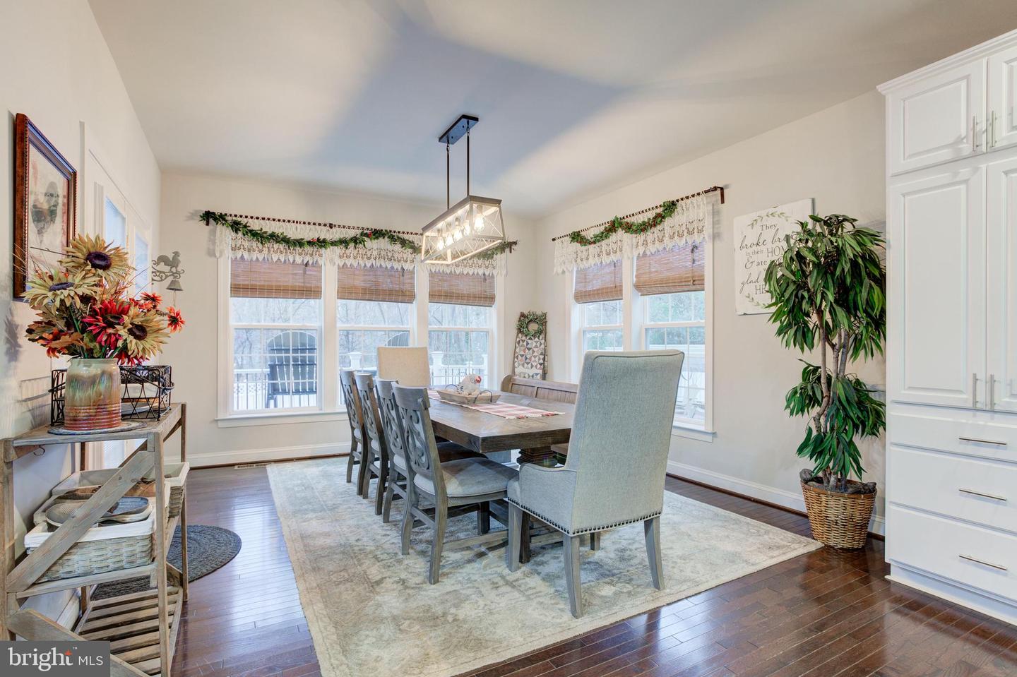 7960 CANOVA FOREST CT, MANASSAS, Virginia 20112, 5 Bedrooms Bedrooms, ,3 BathroomsBathrooms,Residential,For sale,7960 CANOVA FOREST CT,VAPW2108314 MLS # VAPW2108314 7960 CANOVA FOREST CT, MANASSAS, Virginia 20112, 5 Bedrooms Bedrooms, ,3 BathroomsBathrooms,Residential,For sale,7960 CANOVA FOREST CT,VAPW2108314 MLS # VAPW2108314