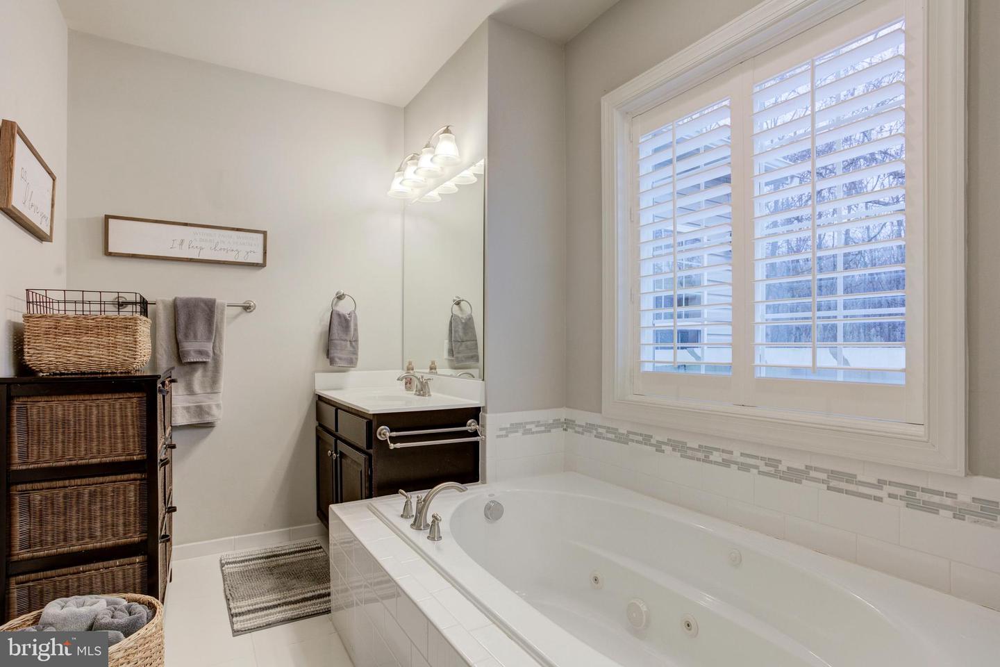 7960 CANOVA FOREST CT, MANASSAS, Virginia 20112, 5 Bedrooms Bedrooms, ,3 BathroomsBathrooms,Residential,For sale,7960 CANOVA FOREST CT,VAPW2108314 MLS # VAPW2108314 7960 CANOVA FOREST CT, MANASSAS, Virginia 20112, 5 Bedrooms Bedrooms, ,3 BathroomsBathrooms,Residential,For sale,7960 CANOVA FOREST CT,VAPW2108314 MLS # VAPW2108314