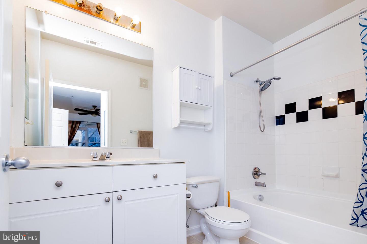 11373 ARISTOTLE DR #9-209, FAIRFAX, Virginia 22030, 3 Bedrooms Bedrooms, ,2 BathroomsBathrooms,Residential,For sale,11373 ARISTOTLE DR #9-209,VAFX2280492 MLS # VAFX2280492