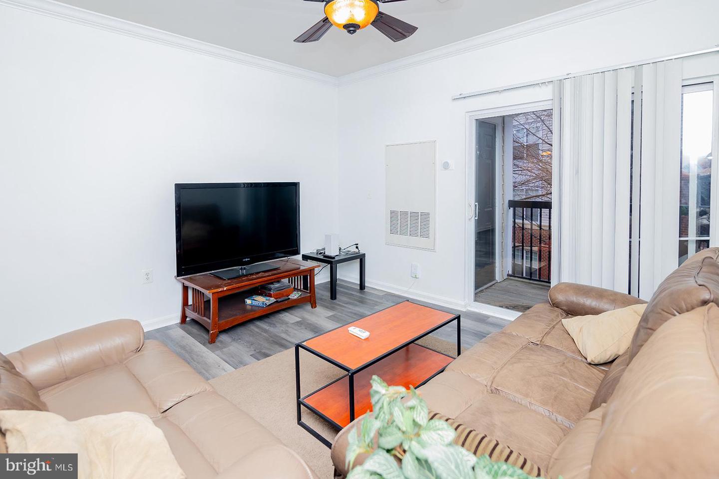 11373 ARISTOTLE DR #9-209, FAIRFAX, Virginia 22030, 3 Bedrooms Bedrooms, ,2 BathroomsBathrooms,Residential,For sale,11373 ARISTOTLE DR #9-209,VAFX2280492 MLS # VAFX2280492