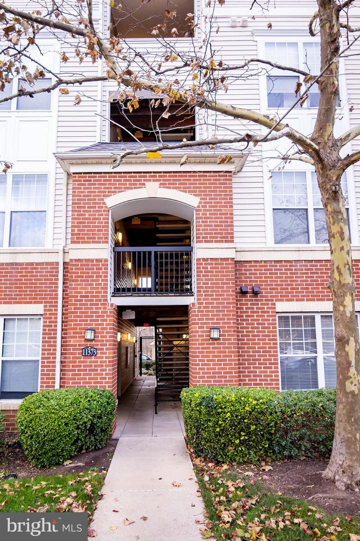 11373 ARISTOTLE DR #9-209, FAIRFAX, Virginia 22030, 3 Bedrooms Bedrooms, ,2 BathroomsBathrooms,Residential,For sale,11373 ARISTOTLE DR #9-209,VAFX2280492 MLS # VAFX2280492