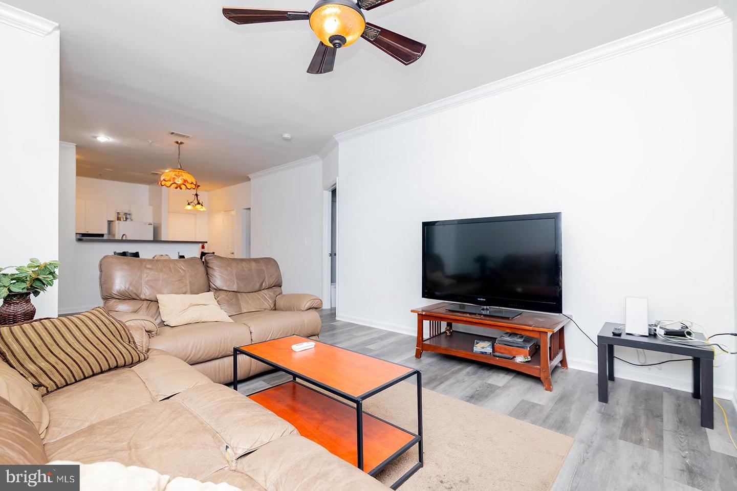 11373 ARISTOTLE DR #9-209, FAIRFAX, Virginia 22030, 3 Bedrooms Bedrooms, ,2 BathroomsBathrooms,Residential,For sale,11373 ARISTOTLE DR #9-209,VAFX2280492 MLS # VAFX2280492