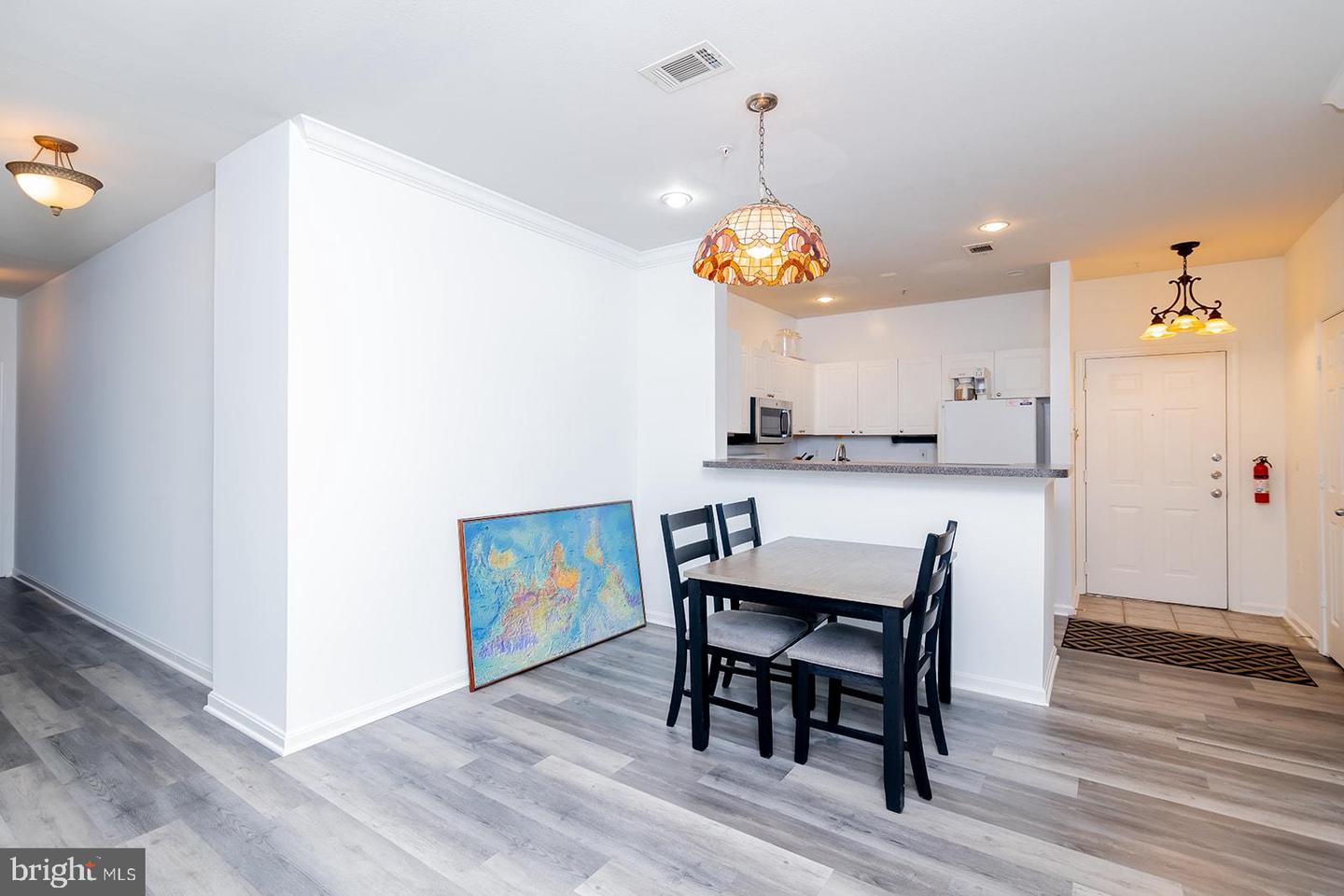 11373 ARISTOTLE DR #9-209, FAIRFAX, Virginia 22030, 3 Bedrooms Bedrooms, ,2 BathroomsBathrooms,Residential,For sale,11373 ARISTOTLE DR #9-209,VAFX2280492 MLS # VAFX2280492