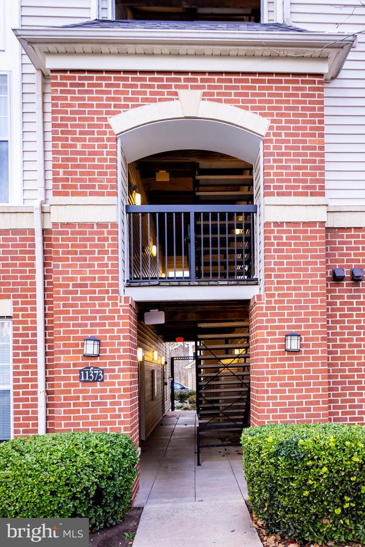 11373 ARISTOTLE DR #9-209, FAIRFAX, Virginia 22030, 3 Bedrooms Bedrooms, ,2 BathroomsBathrooms,Residential,For sale,11373 ARISTOTLE DR #9-209,VAFX2280492 MLS # VAFX2280492
