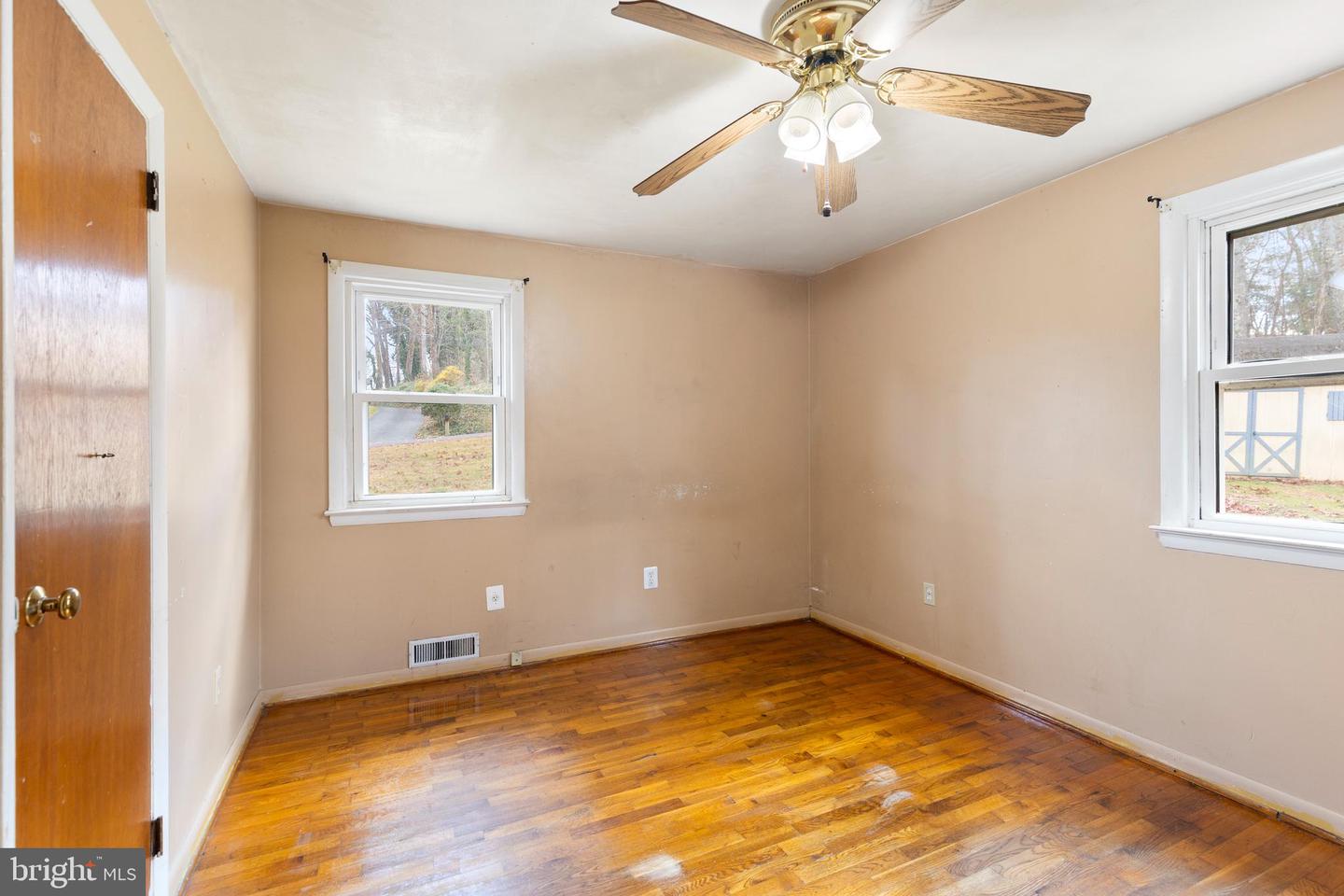 18318 FOX MOUNTAIN LN, CULPEPER, Virginia 22701, 3 Bedrooms Bedrooms, ,1 BathroomBathrooms,Residential,For sale,18318 FOX MOUNTAIN LN,VACU2012156 MLS # VACU2012156