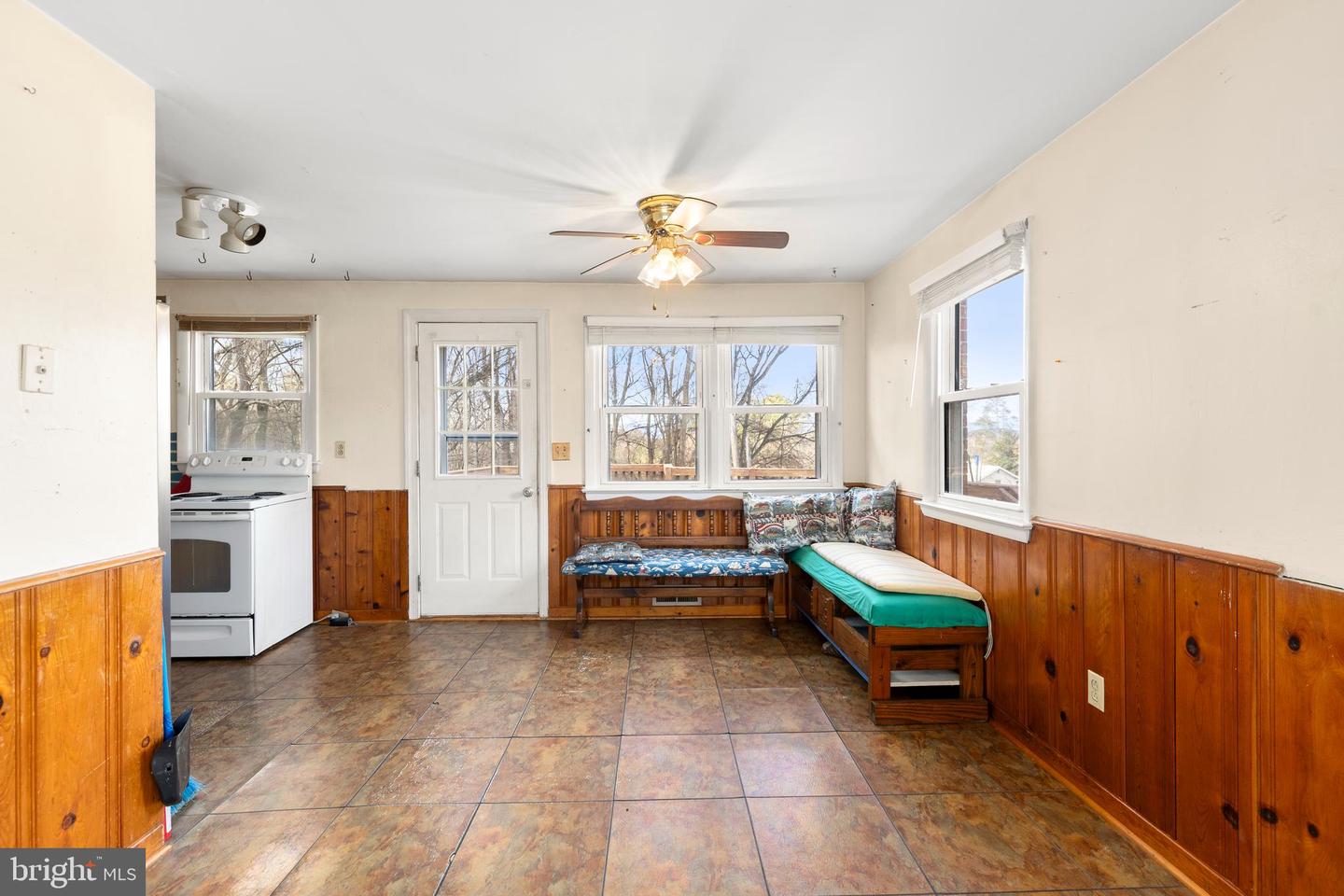 18318 FOX MOUNTAIN LN, CULPEPER, Virginia 22701, 3 Bedrooms Bedrooms, ,1 BathroomBathrooms,Residential,For sale,18318 FOX MOUNTAIN LN,VACU2012156 MLS # VACU2012156