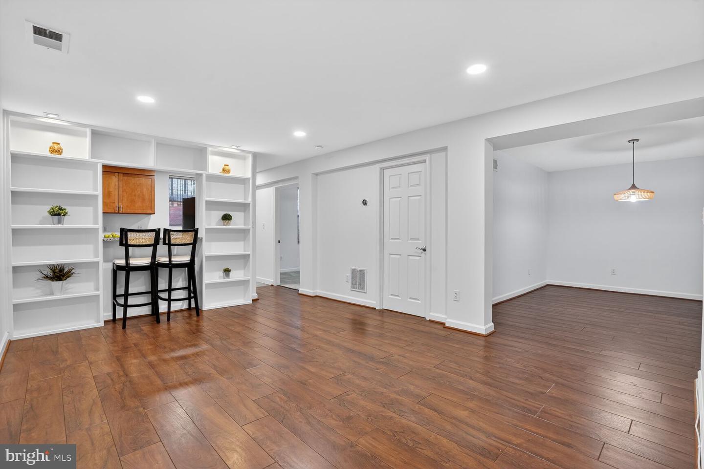 422 BUTTERNUT ST NW #T-3, WASHINGTON, District Of Columbia 20012, 1 Bedroom Bedrooms, ,1 BathroomBathrooms,Residential,For sale,422 BUTTERNUT ST NW #T-3,DCDC2233170 MLS # DCDC2233170 422 BUTTERNUT ST NW #T-3, WASHINGTON, District Of Columbia 20012, 1 Bedroom Bedrooms, ,1 BathroomBathrooms,Residential,For sale,422 BUTTERNUT ST NW #T-3,DCDC2233170 MLS # DCDC2233170