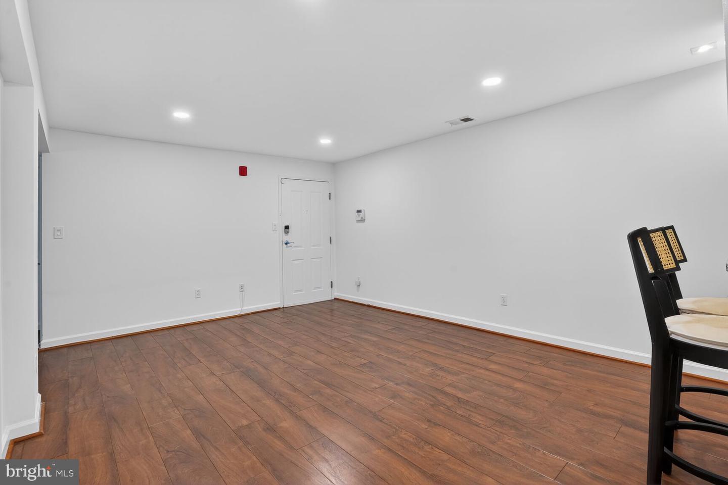 422 BUTTERNUT ST NW #T-3, WASHINGTON, District Of Columbia 20012, 1 Bedroom Bedrooms, ,1 BathroomBathrooms,Residential,For sale,422 BUTTERNUT ST NW #T-3,DCDC2233170 MLS # DCDC2233170 422 BUTTERNUT ST NW #T-3, WASHINGTON, District Of Columbia 20012, 1 Bedroom Bedrooms, ,1 BathroomBathrooms,Residential,For sale,422 BUTTERNUT ST NW #T-3,DCDC2233170 MLS # DCDC2233170