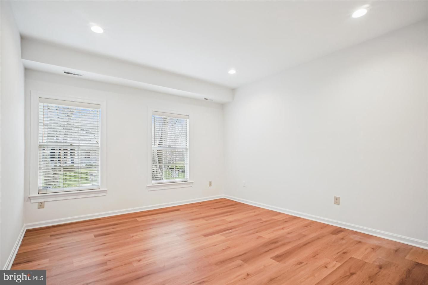 4500 35TH RD N, ARLINGTON, Virginia 22207, 4 Bedrooms Bedrooms, ,3 BathroomsBathrooms,Residential,For sale,4500 35TH RD N,VAAR2066478 MLS # VAAR2066478 4500 35TH RD N, ARLINGTON, Virginia 22207, 4 Bedrooms Bedrooms, ,3 BathroomsBathrooms,Residential,For sale,4500 35TH RD N,VAAR2066478 MLS # VAAR2066478