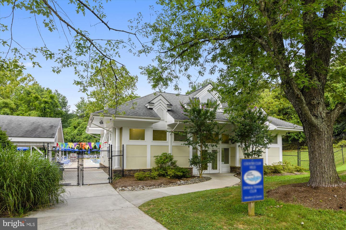 4500 35TH RD N, ARLINGTON, Virginia 22207, 4 Bedrooms Bedrooms, ,3 BathroomsBathrooms,Residential,For sale,4500 35TH RD N,VAAR2066478 MLS # VAAR2066478 4500 35TH RD N, ARLINGTON, Virginia 22207, 4 Bedrooms Bedrooms, ,3 BathroomsBathrooms,Residential,For sale,4500 35TH RD N,VAAR2066478 MLS # VAAR2066478