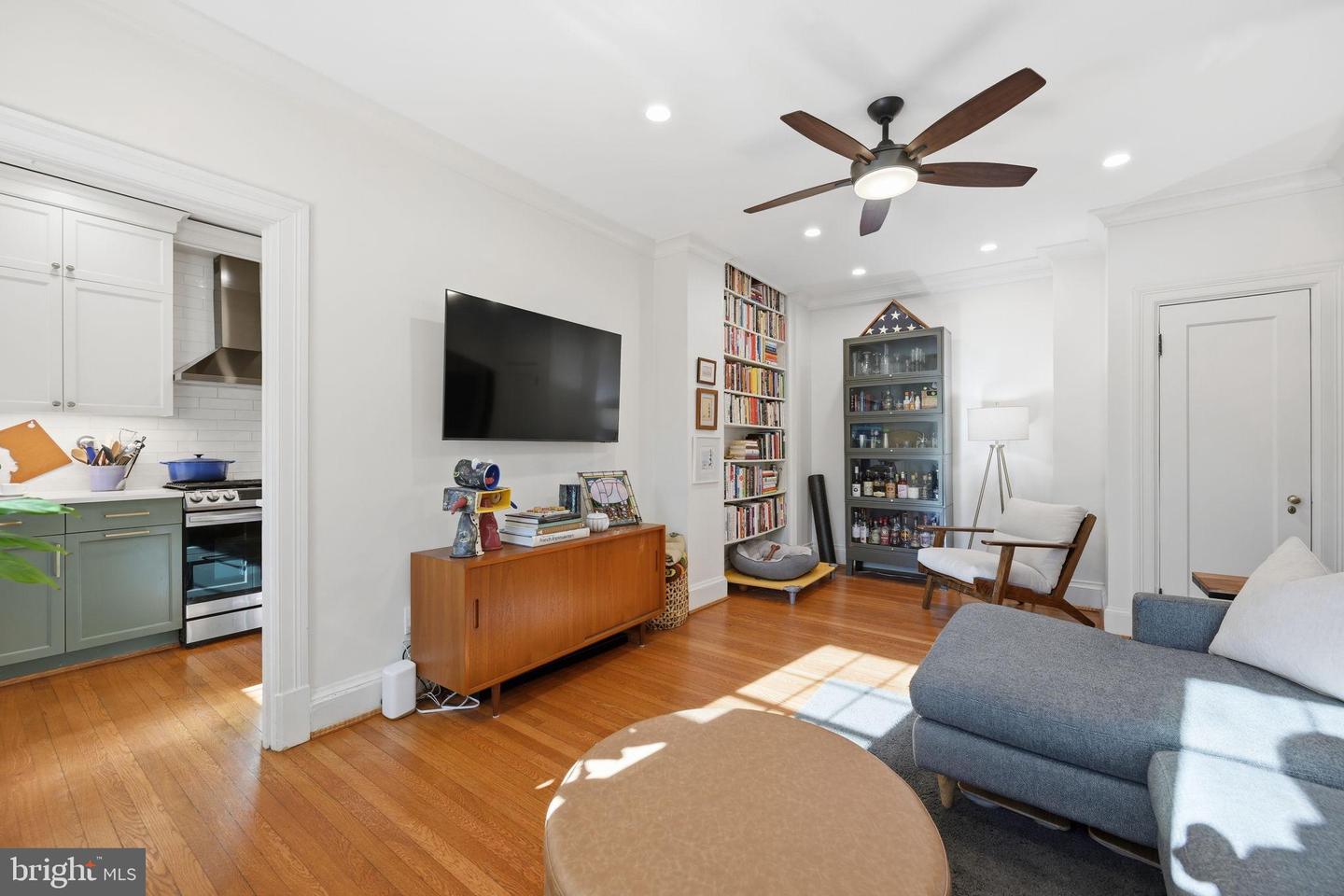 5402 CONNECTICUT AVE NW #202, WASHINGTON, District Of Columbia 20015, 1 Bedroom Bedrooms, 2 Rooms Rooms,1 BathroomBathrooms,Residential,For sale,5402 CONNECTICUT AVE NW #202,DCDC2233194 MLS # DCDC2233194 5402 CONNECTICUT AVE NW #202, WASHINGTON, District Of Columbia 20015, 1 Bedroom Bedrooms, 2 Rooms Rooms,1 BathroomBathrooms,Residential,For sale,5402 CONNECTICUT AVE NW #202,DCDC2233194 MLS # DCDC2233194