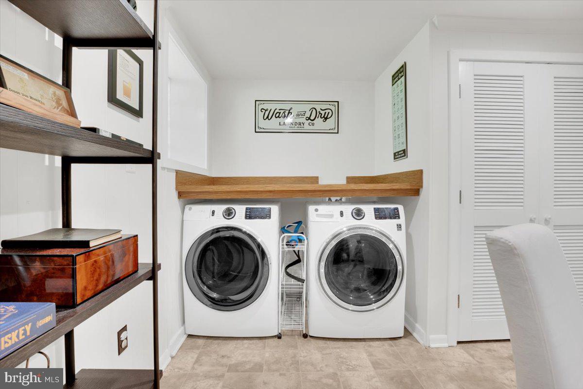 6100 LEEWOOD DR, ALEXANDRIA, Virginia 22310, 5 Bedrooms Bedrooms, ,3 BathroomsBathrooms,Residential,For sale,6100 LEEWOOD DR,VAFX2280680 MLS # VAFX2280680