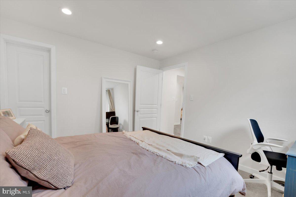 6100 LEEWOOD DR, ALEXANDRIA, Virginia 22310, 5 Bedrooms Bedrooms, ,3 BathroomsBathrooms,Residential,For sale,6100 LEEWOOD DR,VAFX2280680 MLS # VAFX2280680