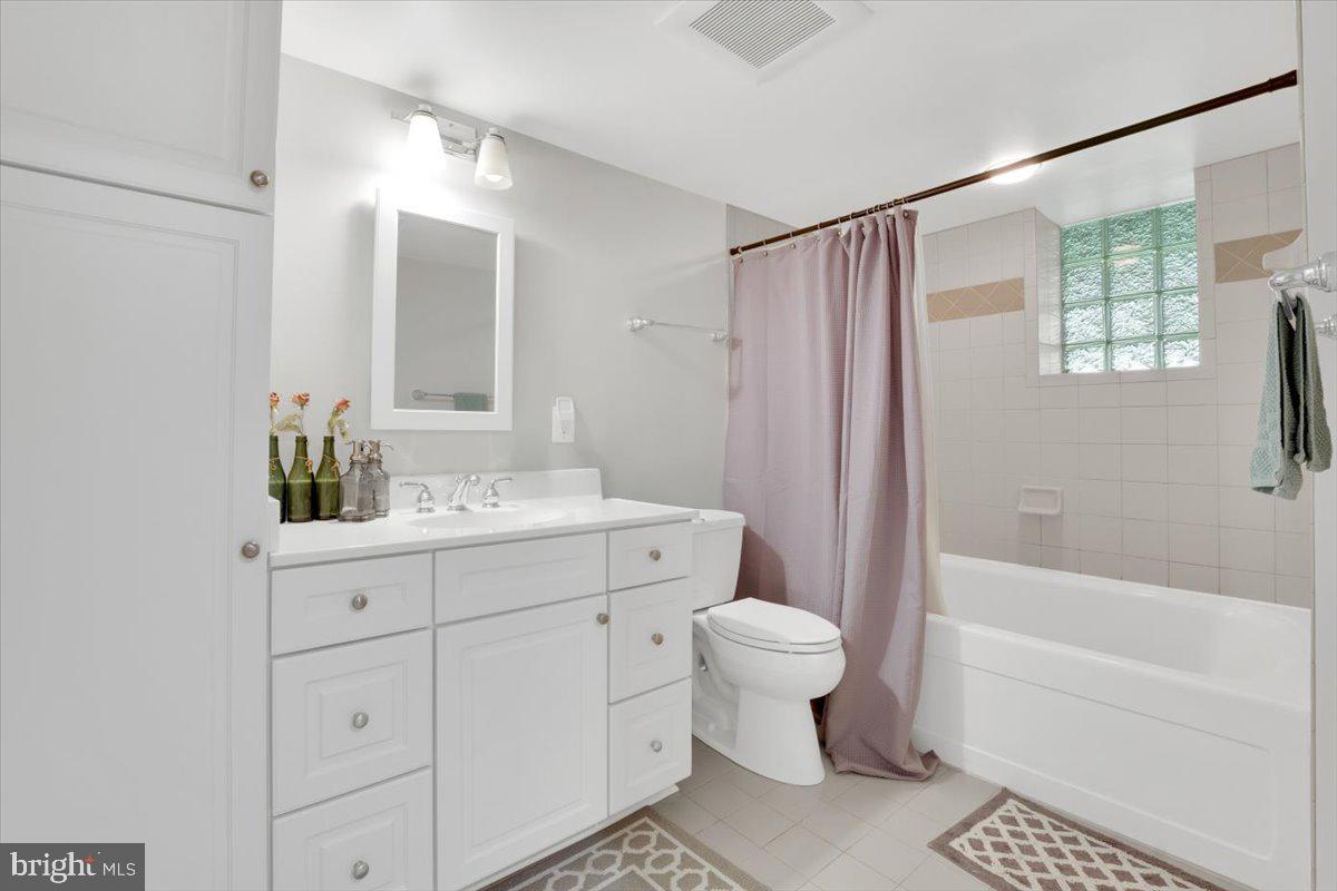 6100 LEEWOOD DR, ALEXANDRIA, Virginia 22310, 5 Bedrooms Bedrooms, ,3 BathroomsBathrooms,Residential,For sale,6100 LEEWOOD DR,VAFX2280680 MLS # VAFX2280680