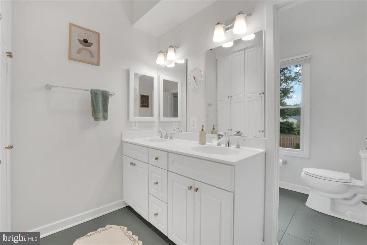 6100 LEEWOOD DR, ALEXANDRIA, Virginia 22310, 5 Bedrooms Bedrooms, ,3 BathroomsBathrooms,Residential,For sale,6100 LEEWOOD DR,VAFX2280680 MLS # VAFX2280680