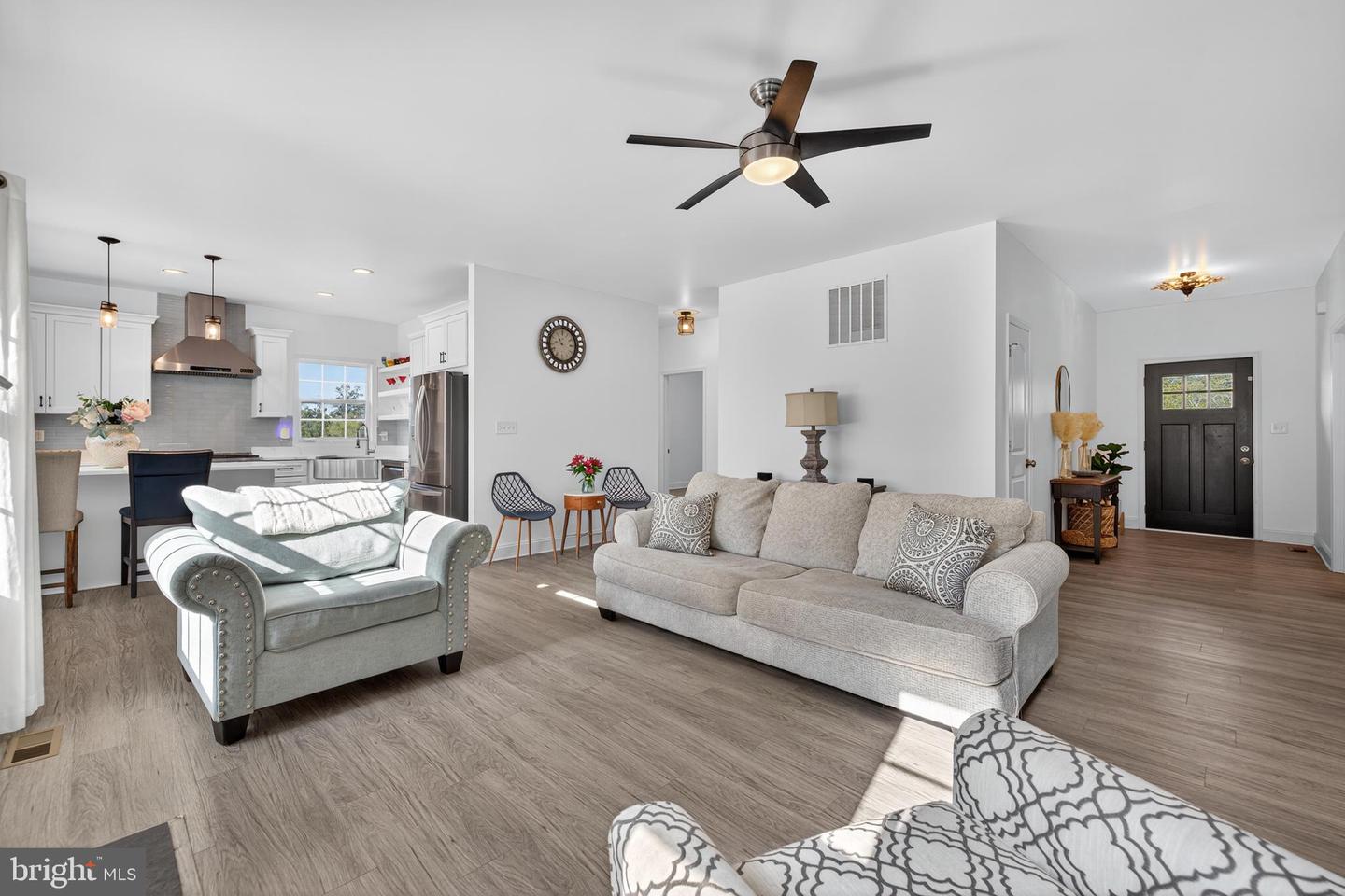 6471 SILK RD, JEFFERSONTON, Virginia 22724, 4 Bedrooms Bedrooms, 12 Rooms Rooms,3 BathroomsBathrooms,Residential,For sale,6471 SILK RD,VACU2012162 MLS # VACU2012162 6471 SILK RD, JEFFERSONTON, Virginia 22724, 4 Bedrooms Bedrooms, 12 Rooms Rooms,3 BathroomsBathrooms,Residential,For sale,6471 SILK RD,VACU2012162 MLS # VACU2012162