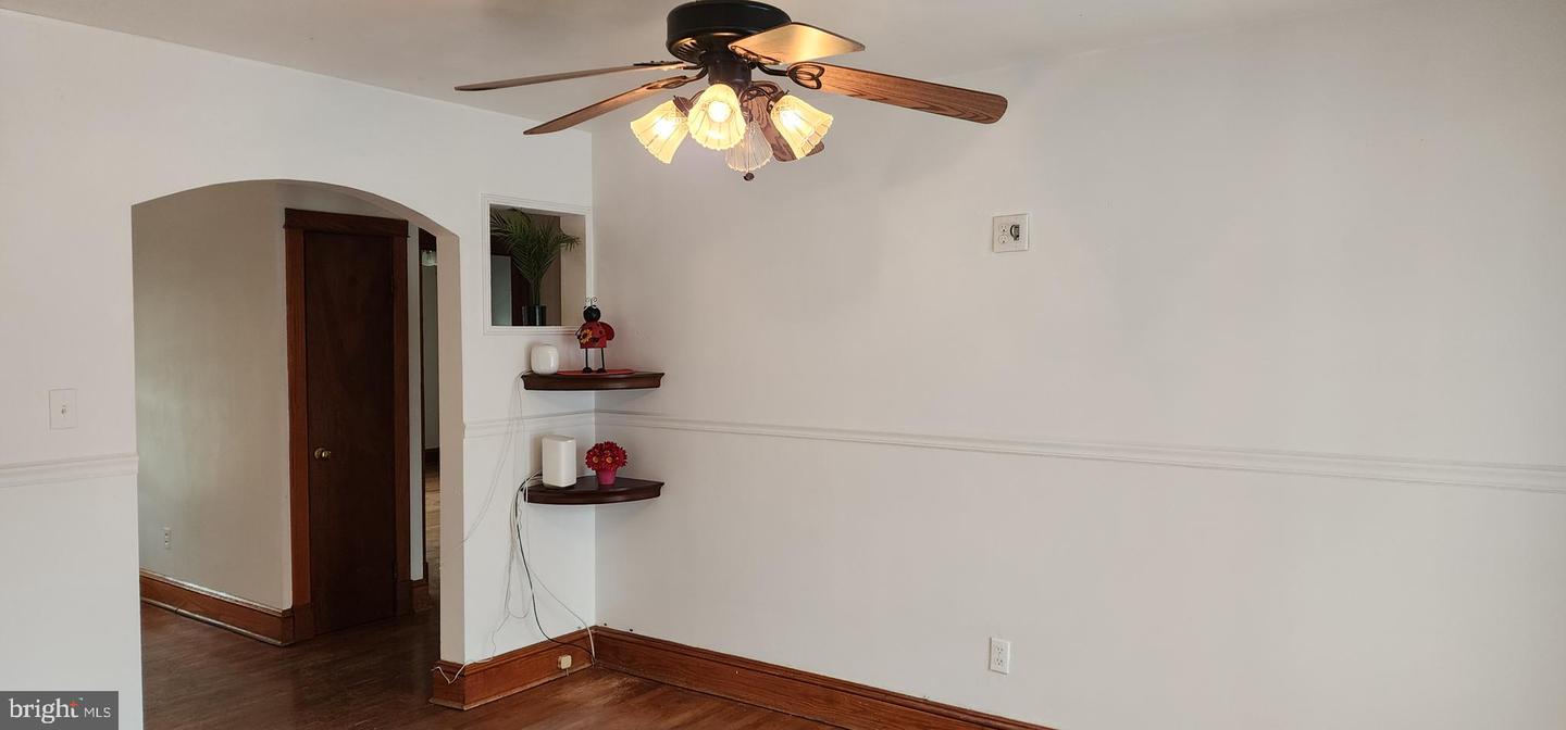 1064 STRASBURG RD, FRONT ROYAL, Virginia 22630, 4 Bedrooms Bedrooms, ,2 BathroomsBathrooms,Residential,For sale,1064 STRASBURG RD,VAWR2012864 MLS # VAWR2012864