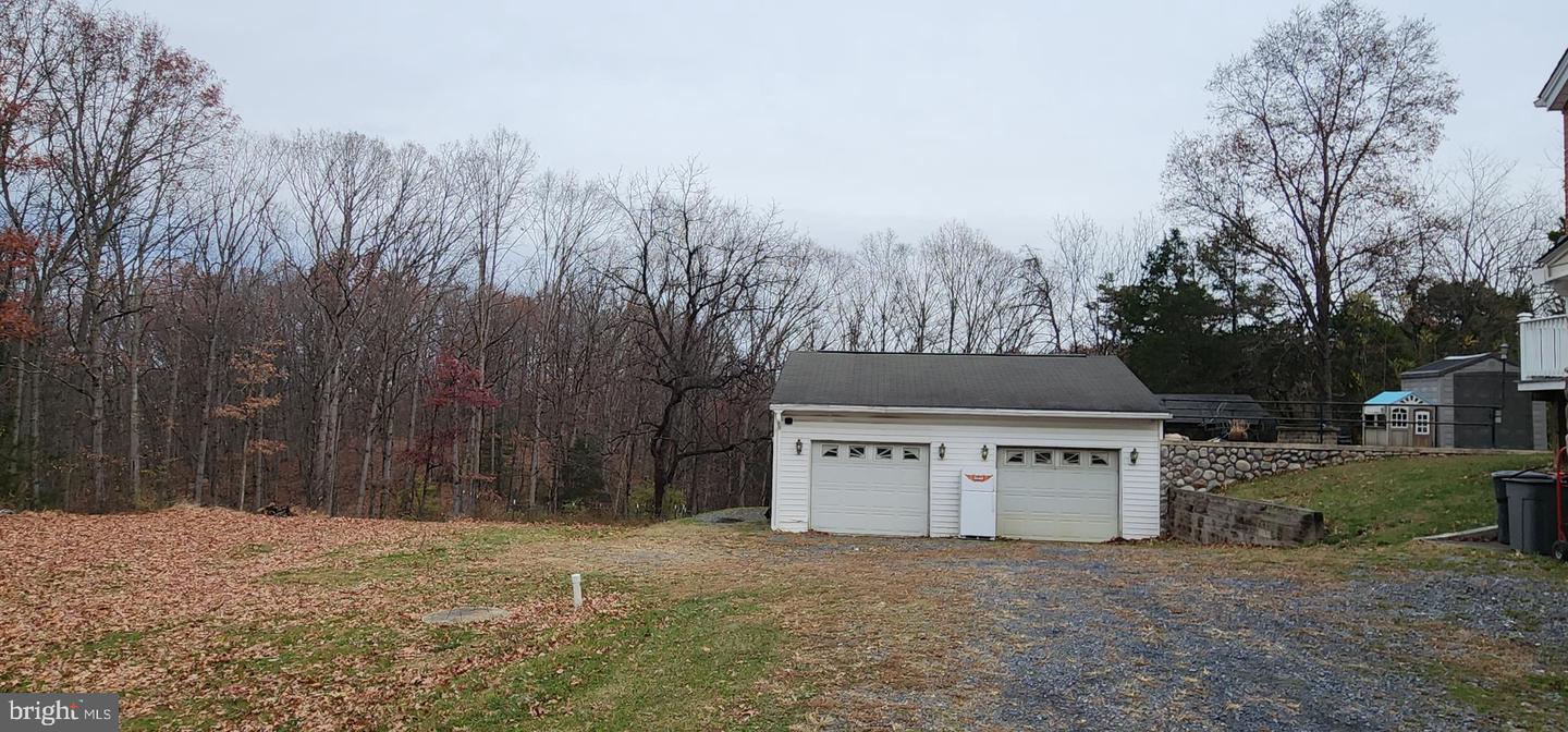 1064 STRASBURG RD, FRONT ROYAL, Virginia 22630, 4 Bedrooms Bedrooms, ,2 BathroomsBathrooms,Residential,For sale,1064 STRASBURG RD,VAWR2012864 MLS # VAWR2012864