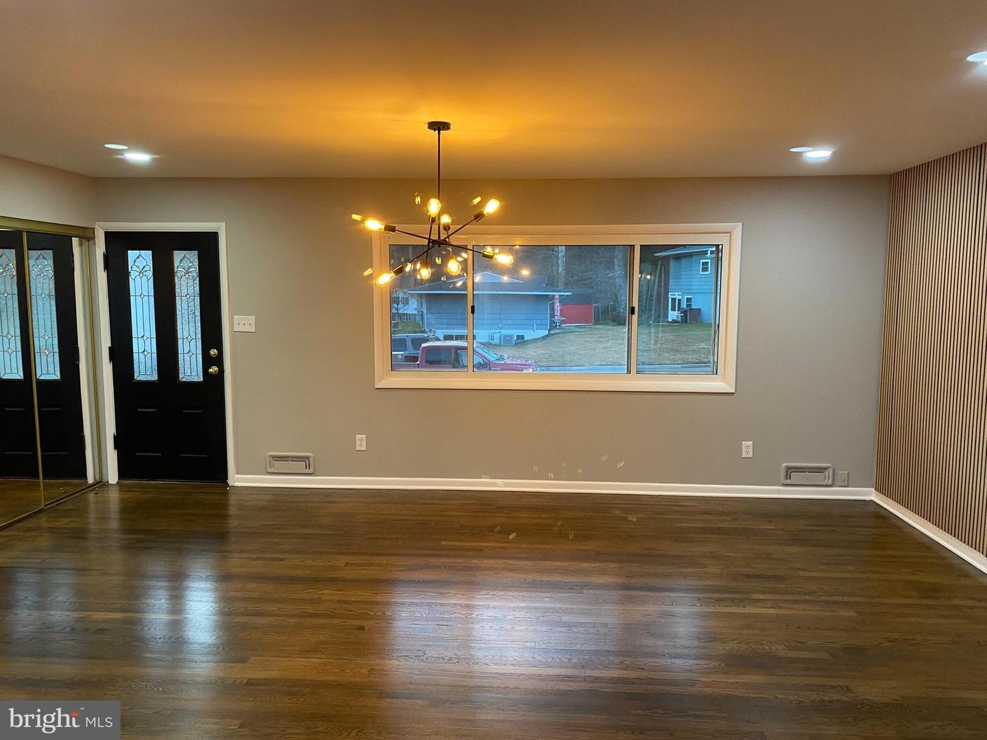 11123 BYRD DR, FAIRFAX, Virginia 22030, 5 Bedrooms Bedrooms, ,3 BathroomsBathrooms,Residential,For sale,11123 BYRD DR,VAFX2280750 MLS # VAFX2280750