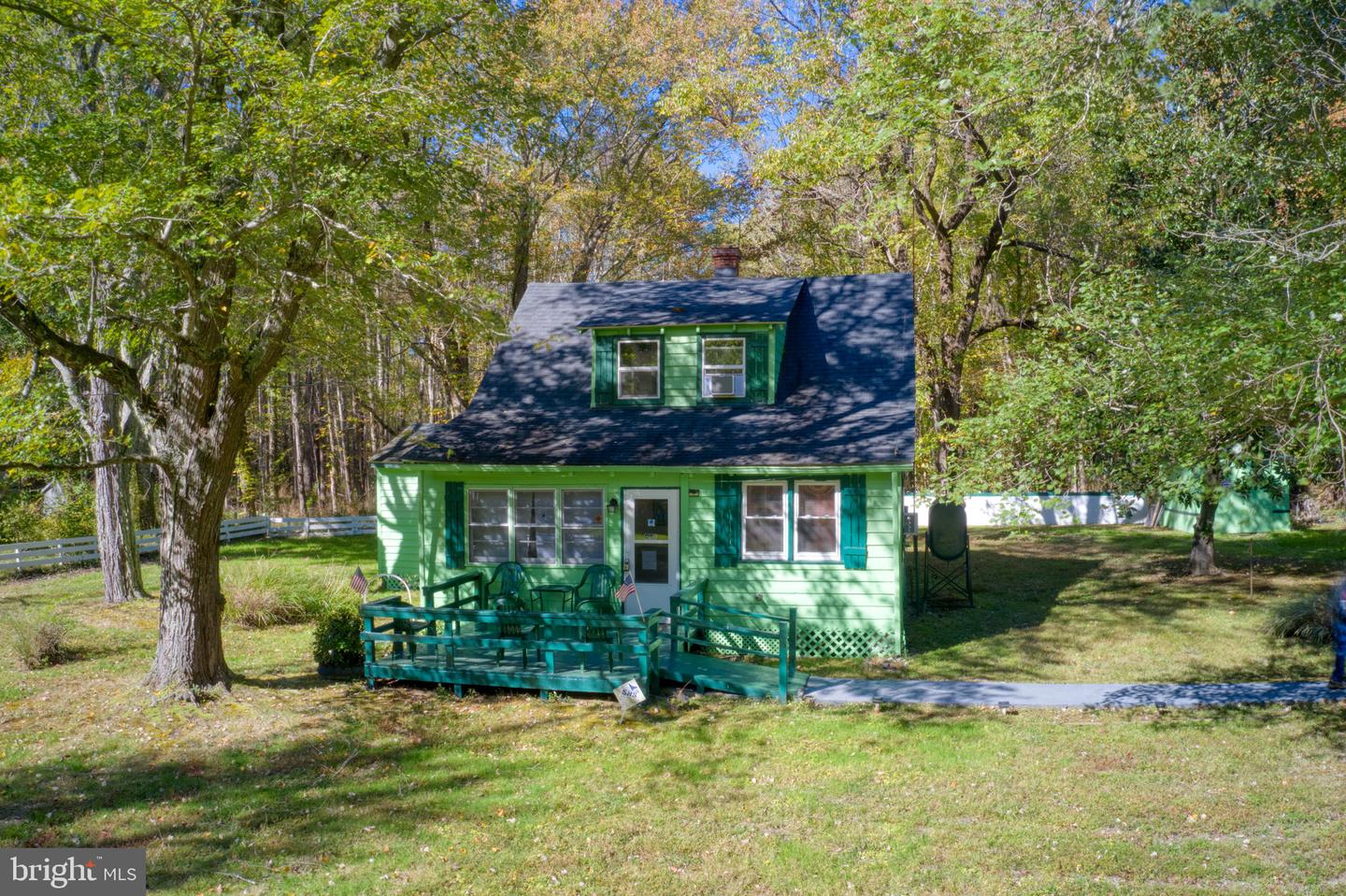 2097 COLES POINT RD, HAGUE, Virginia 22469, 3 Bedrooms Bedrooms, 5 Rooms Rooms,1 BathroomBathrooms,Residential,For sale,2097 COLES POINT RD,VAWE2010180 MLS # VAWE2010180