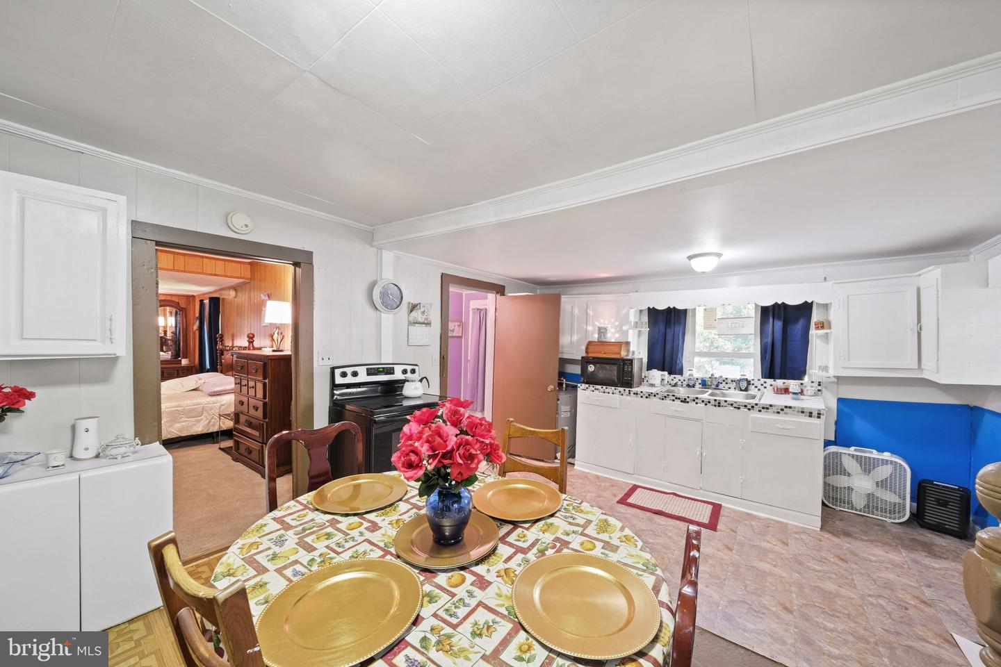 2097 COLES POINT RD, HAGUE, Virginia 22469, 3 Bedrooms Bedrooms, 5 Rooms Rooms,1 BathroomBathrooms,Residential,For sale,2097 COLES POINT RD,VAWE2010180 MLS # VAWE2010180