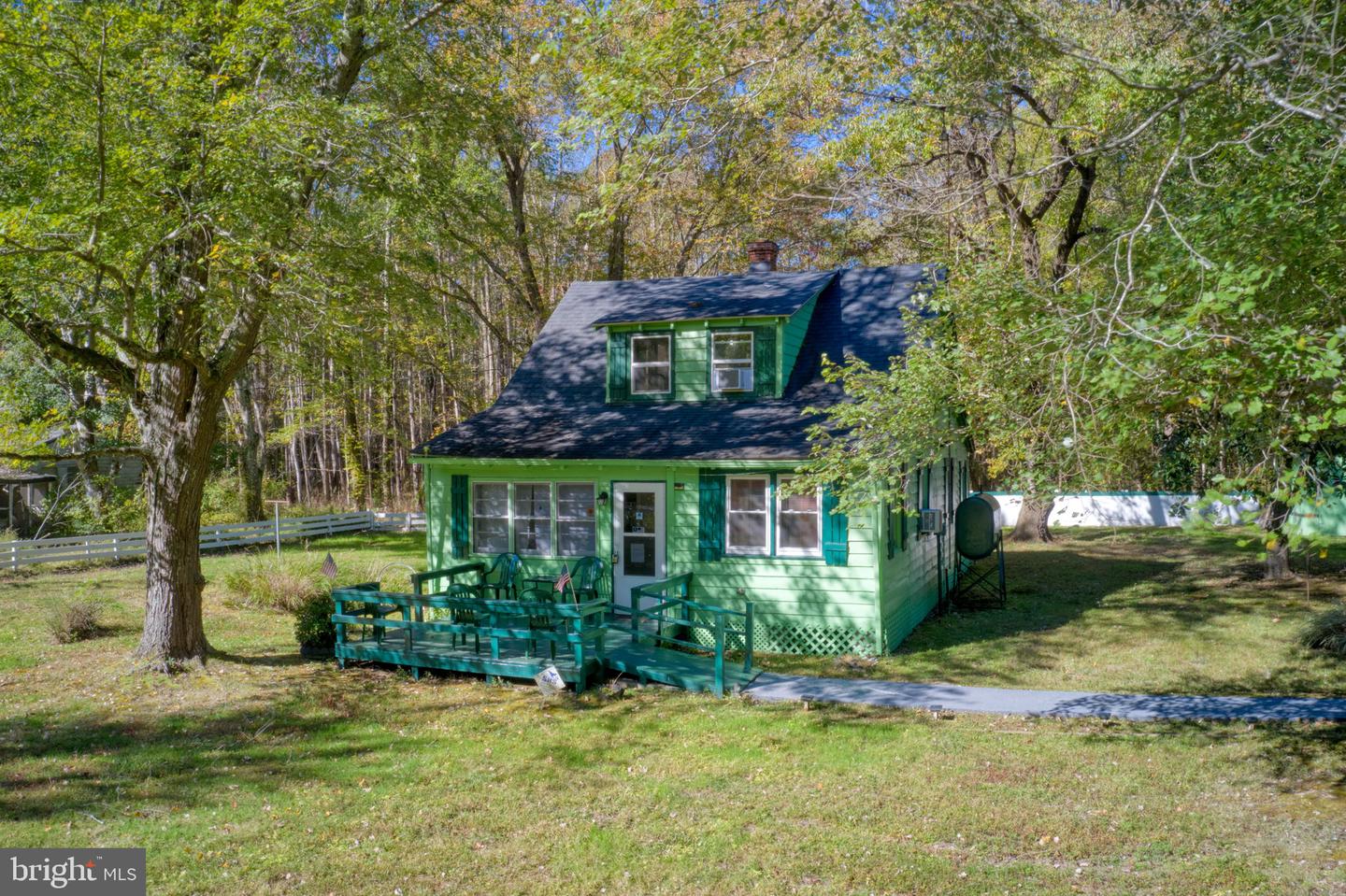 2097 COLES POINT RD, HAGUE, Virginia 22469, 3 Bedrooms Bedrooms, 5 Rooms Rooms,1 BathroomBathrooms,Residential,For sale,2097 COLES POINT RD,VAWE2010180 MLS # VAWE2010180