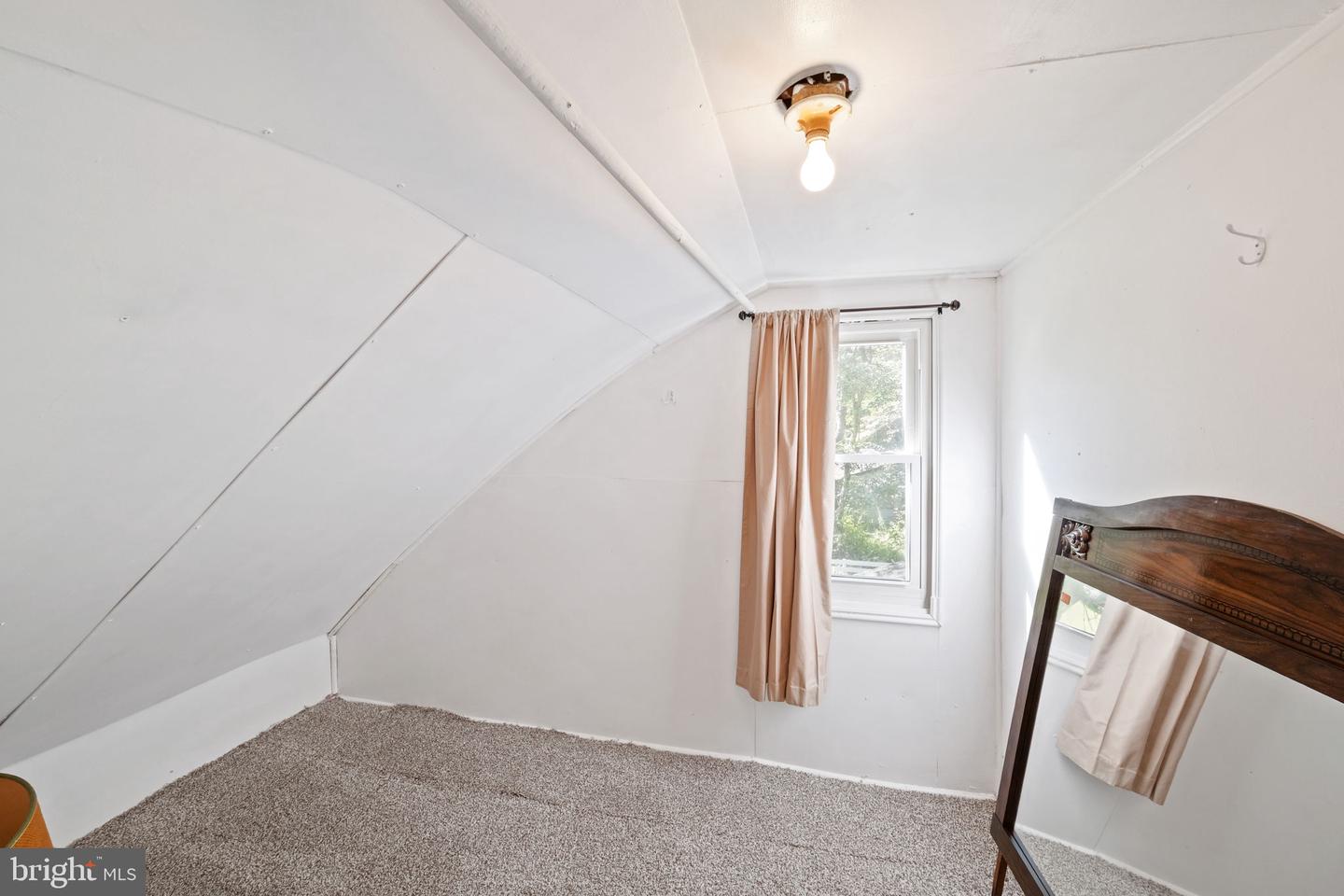 2097 COLES POINT RD, HAGUE, Virginia 22469, 3 Bedrooms Bedrooms, 5 Rooms Rooms,1 BathroomBathrooms,Residential,For sale,2097 COLES POINT RD,VAWE2010180 MLS # VAWE2010180