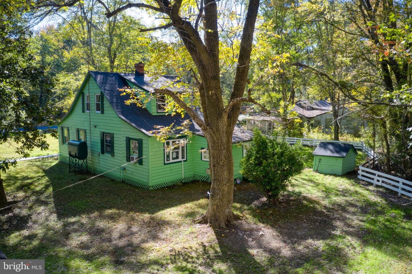 2097 COLES POINT RD, HAGUE, Virginia 22469, 3 Bedrooms Bedrooms, 5 Rooms Rooms,1 BathroomBathrooms,Residential,For sale,2097 COLES POINT RD,VAWE2010180 MLS # VAWE2010180