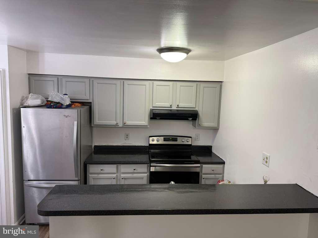 8607 BEEKMAN PL #7D, ALEXANDRIA, Virginia 22309, 2 Bedrooms Bedrooms, ,2 BathroomsBathrooms,Residential,For sale,8607 BEEKMAN PL #7D,VAFX2280808 MLS # VAFX2280808